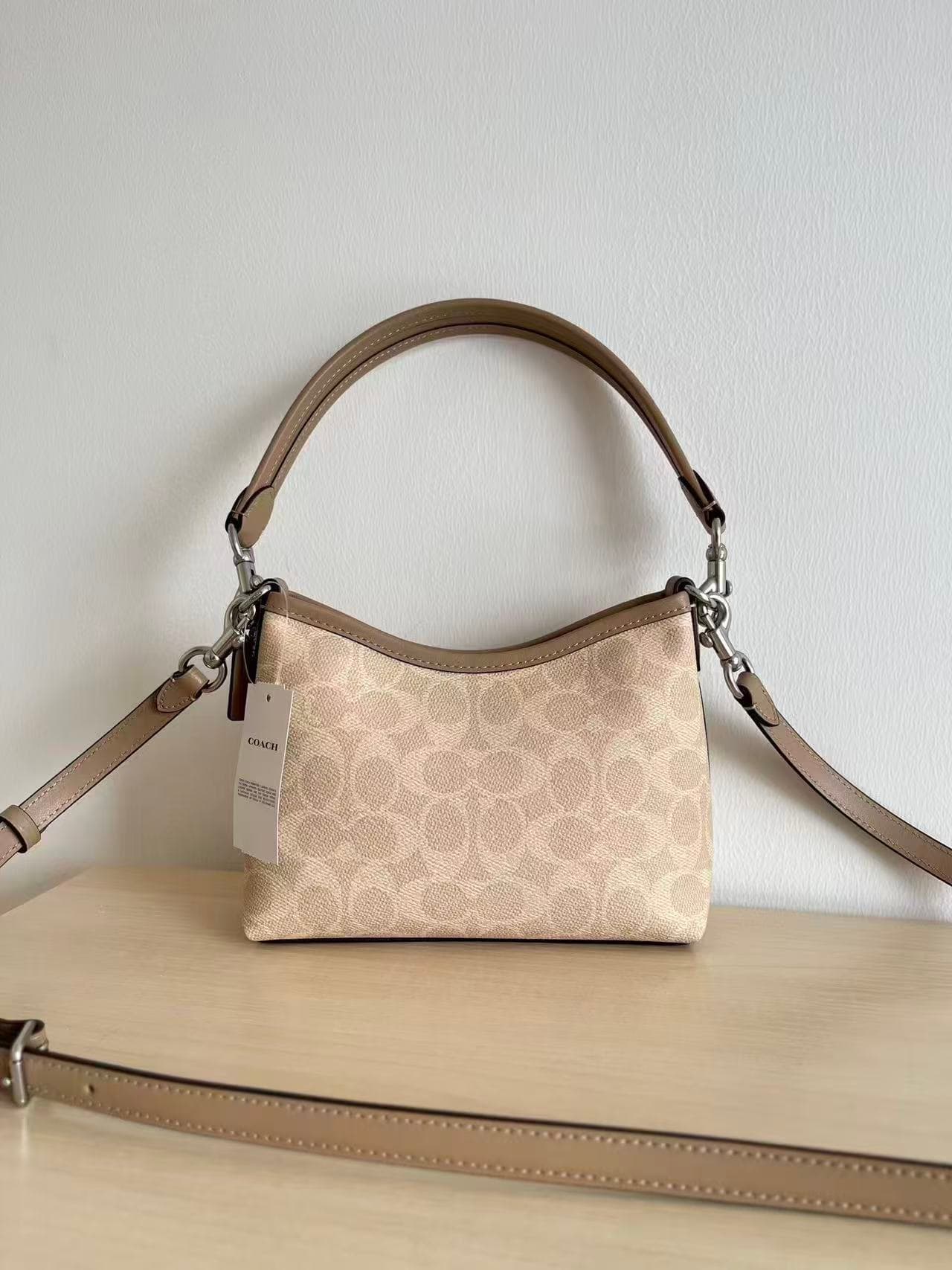 Coach Laurel Shoulder Bag in Signature Canvas With Chain High