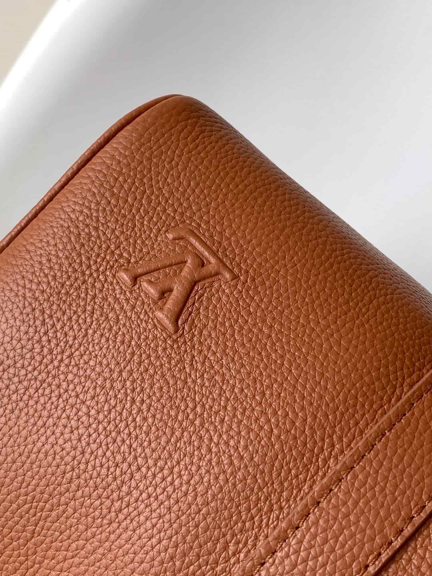 Louis Vuitton Keepall Bandoulière 35 LV Aerogram Tan Waxy calfskin M25980 High