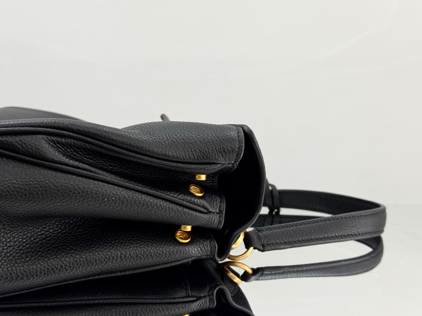 Balenciaga Rodeo Small Bag in Black Leather With Gold-Tone Metal TOP