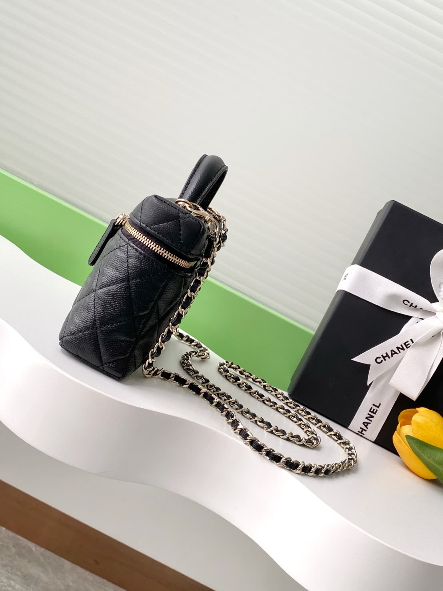 Chanel VANITY WITH CHAIN AP4407 Grained Calfskin & Gold-Tone Metal Black A