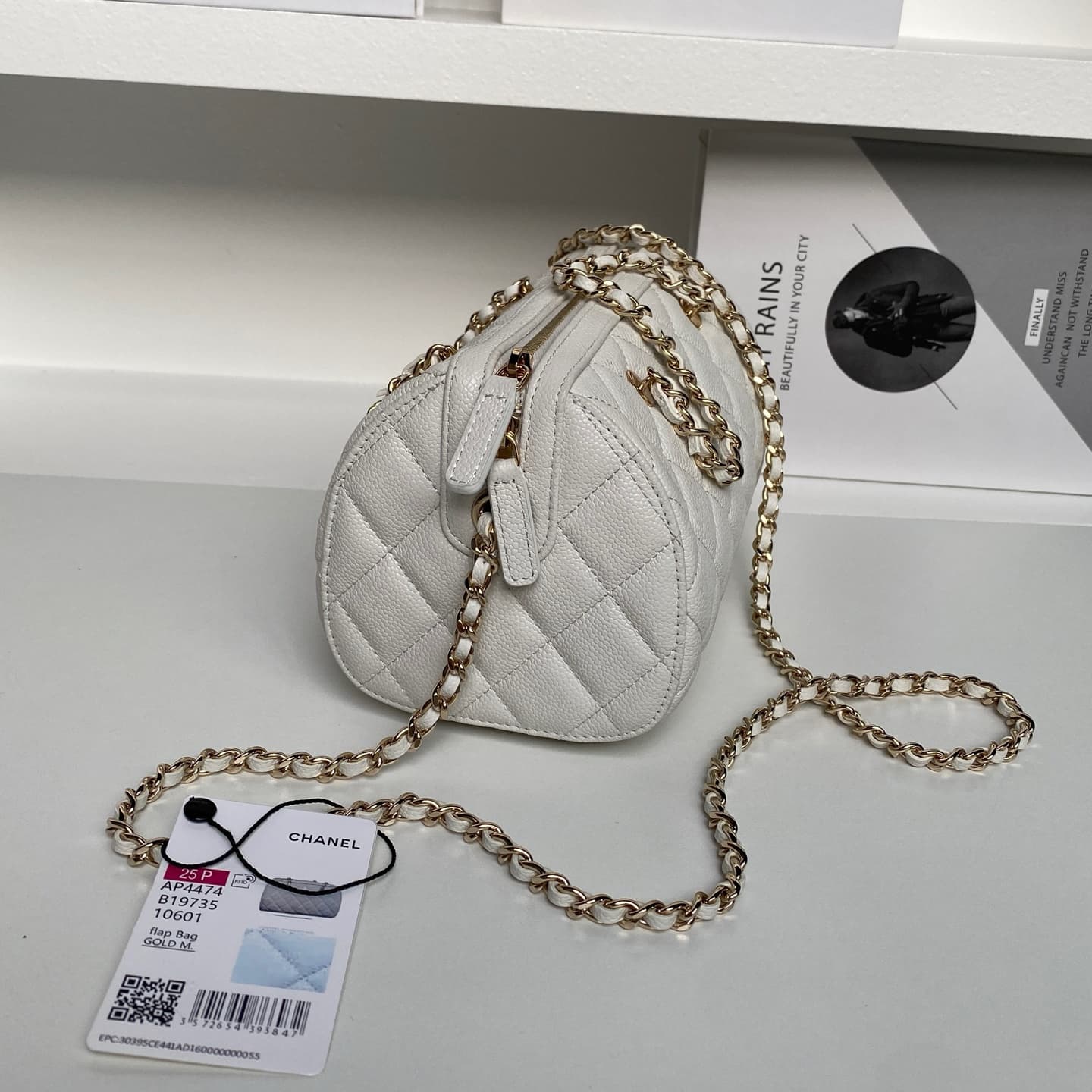 Chanel Classic Clutch with Chain Grained Calfskin & Gold-Tone Metal White AP4474 High