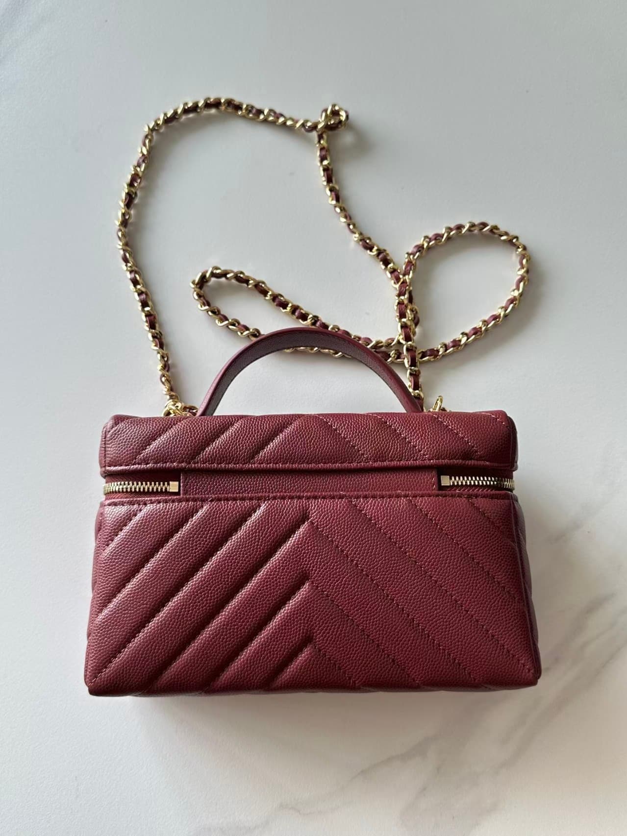 Chanel Vanity with Chain Grained Shiny Calfskin & Gold-Tone Metal Dark Burgundy AP5212 A