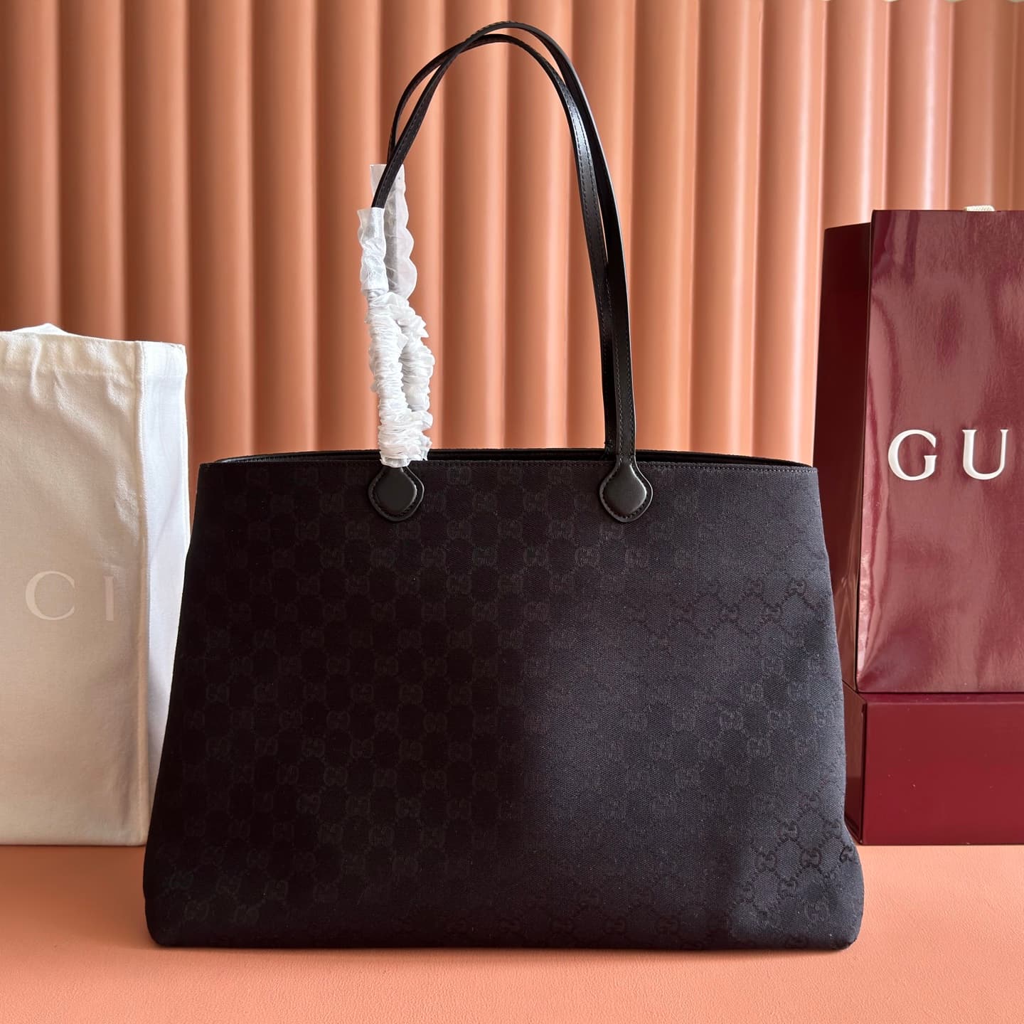 Gucci NY large tote bag Grey and black GG canvas ‎A00B4R High