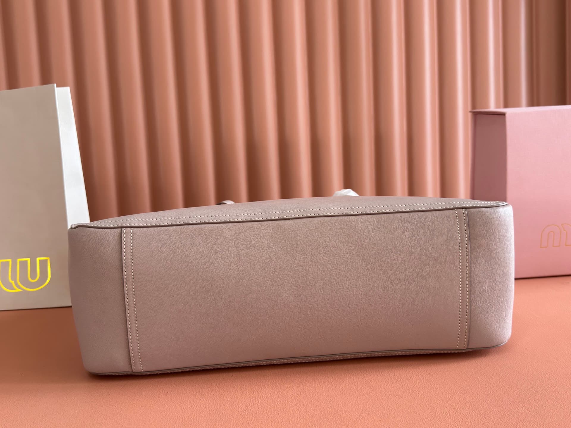 Miu Miu Vivant nappa leather bag Power Pink 5BB196 TOP