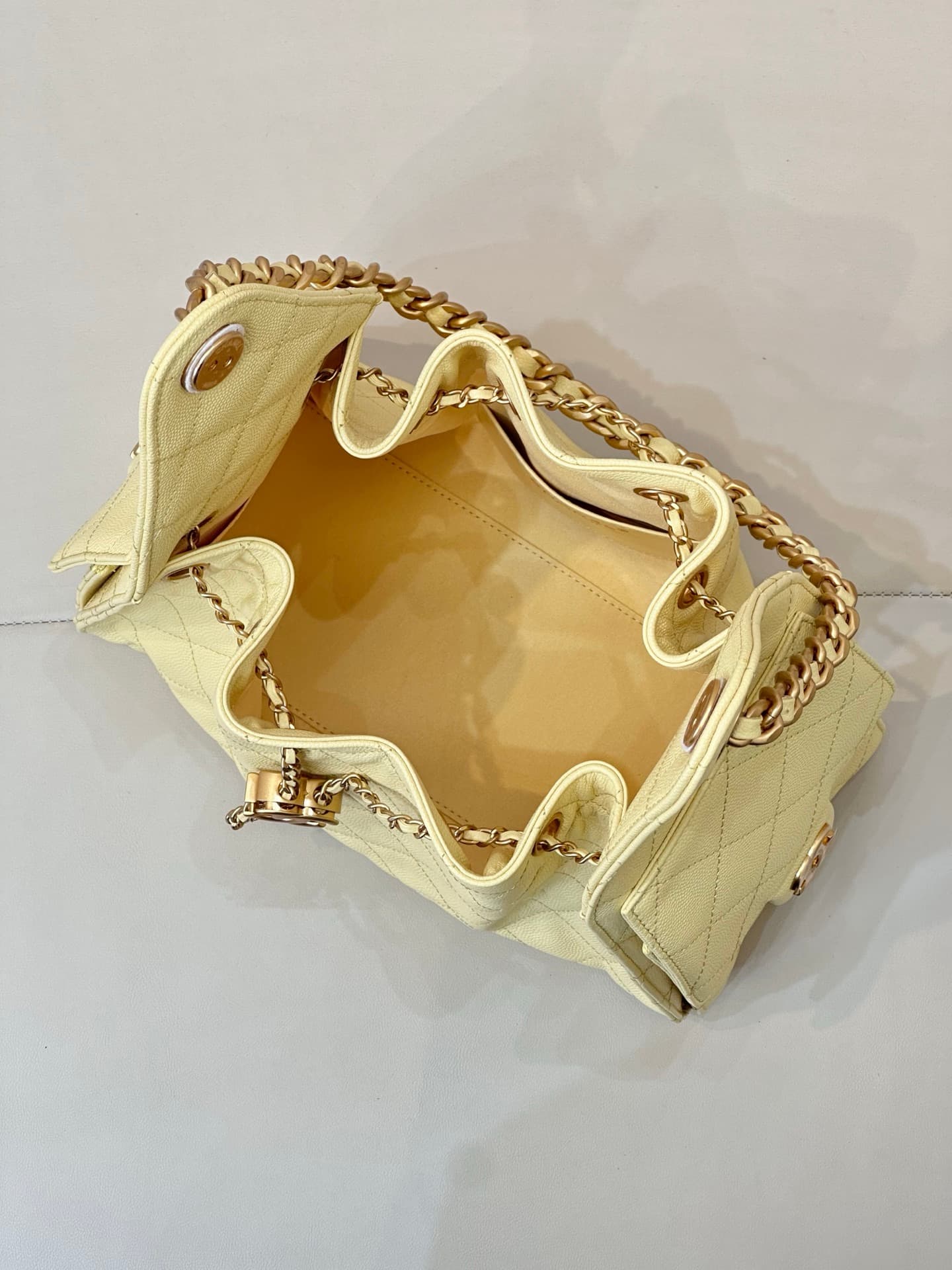 Chanel 25 Small Hobo handbag AS5293 Grained Calfskin & Gold-tone Metal Yellow TOP