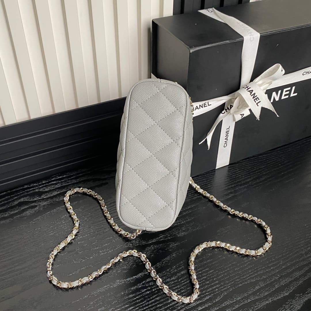 Chanel 25C Quilted Hobo Clutch on Chain Grained Calfskin & Gold Metal AP4386 A