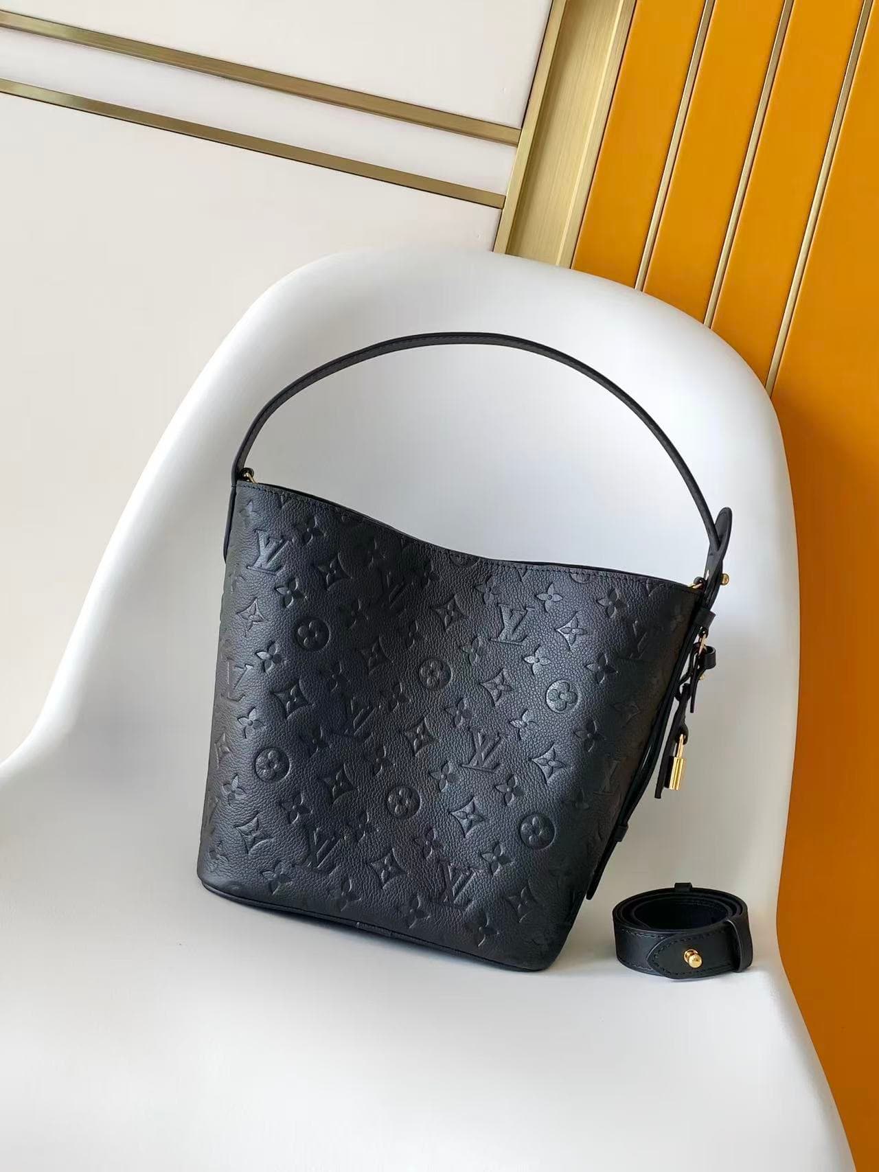 Louis Vuitton All In MM Black Embossed grained cowhide leather M29090 High