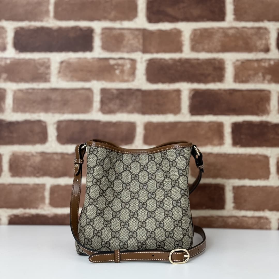 Gucci GG Emblem small bucket bag 815118 High