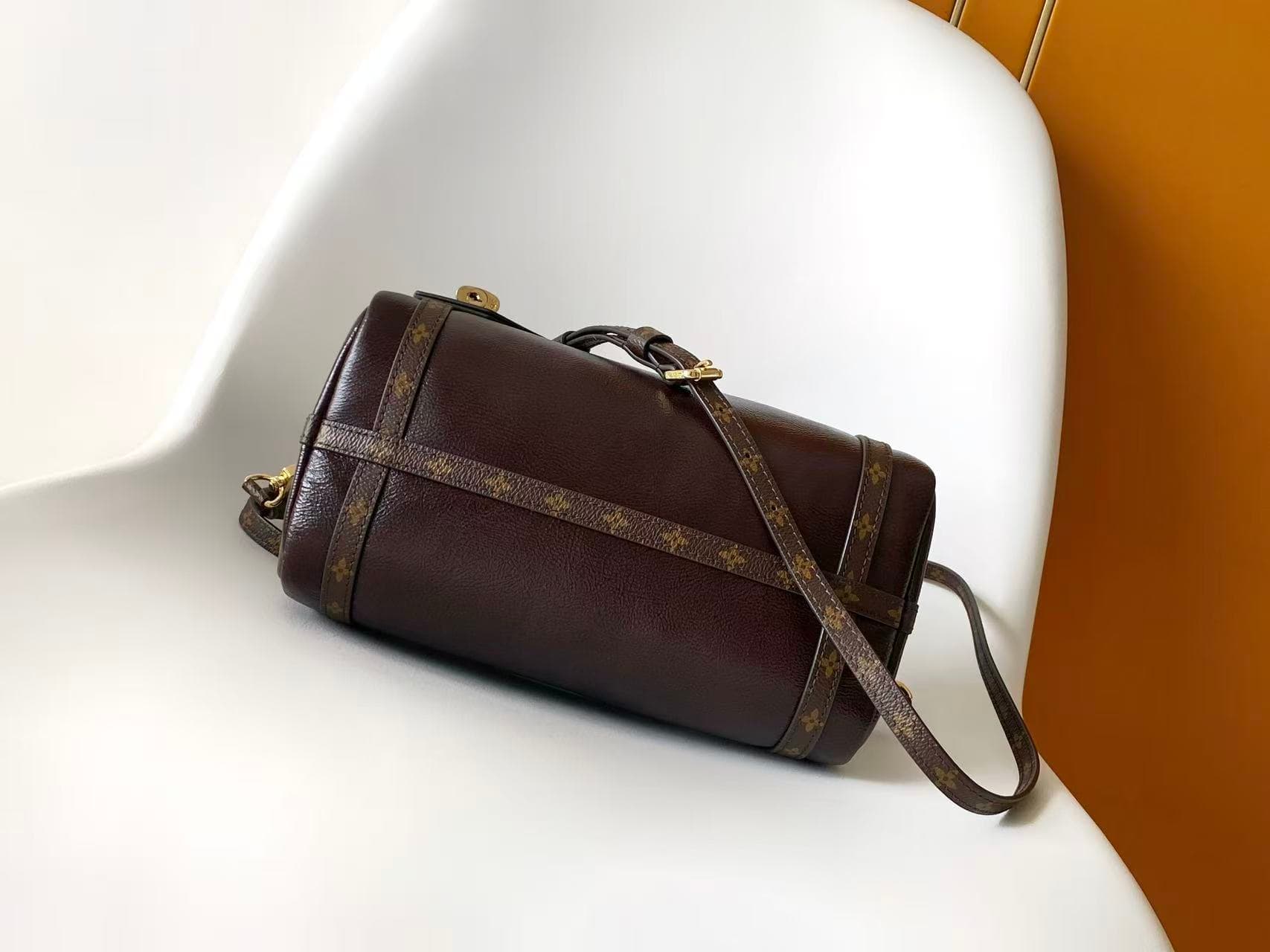 Louis Vuitton Express bag in Mahogany Calfskin M3A265 High