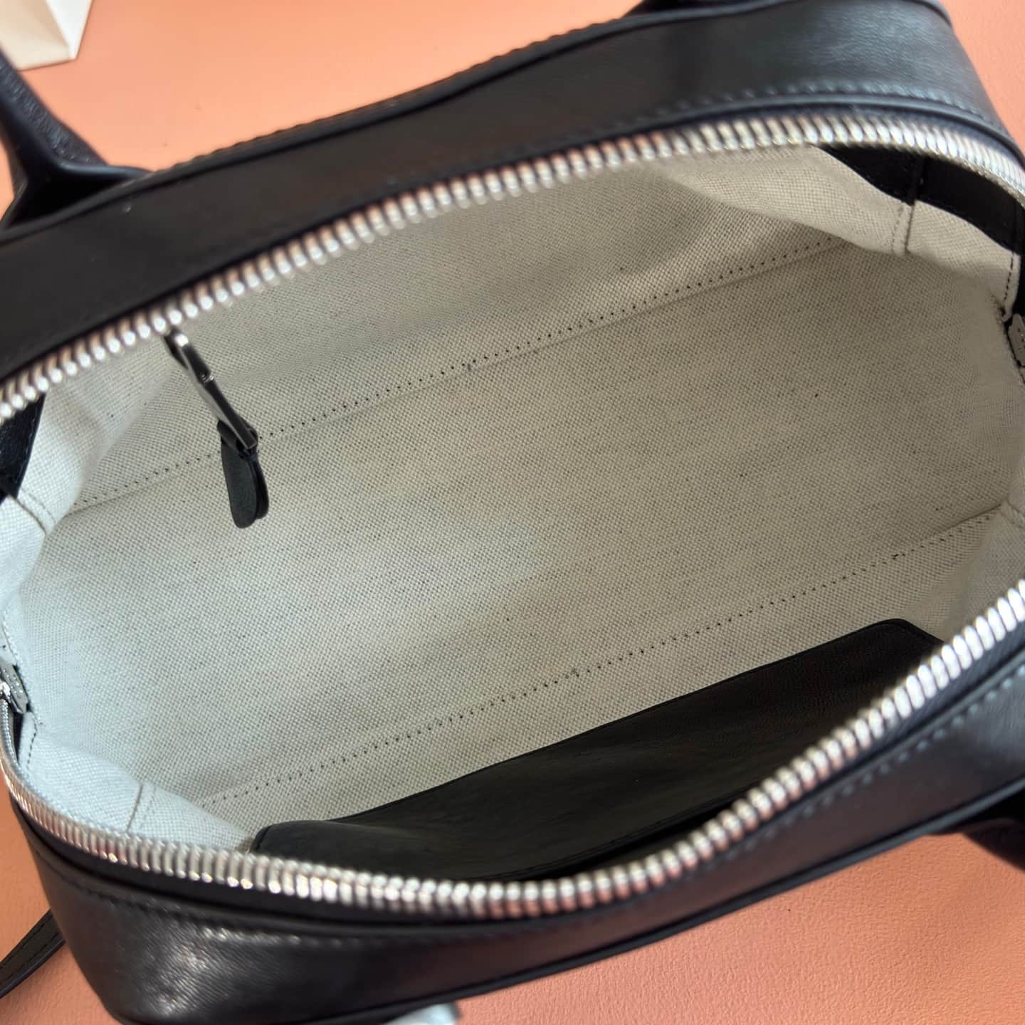 Miu Miu Vivant nappa leather bag Black 5BB200  TOP