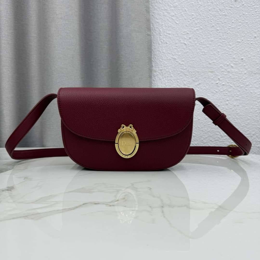 Dior Médaillon Flap Bag Claret Grained Calfskin M3920 High