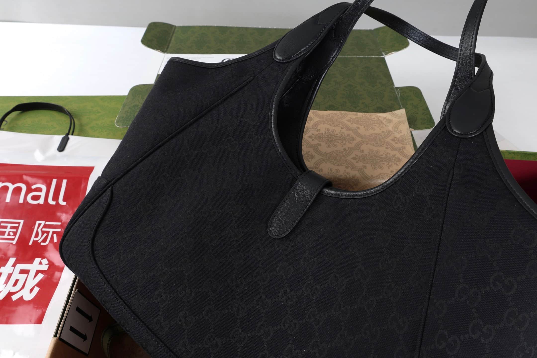Gucci Mercato medium tote bag Black GG canvas 866645 High