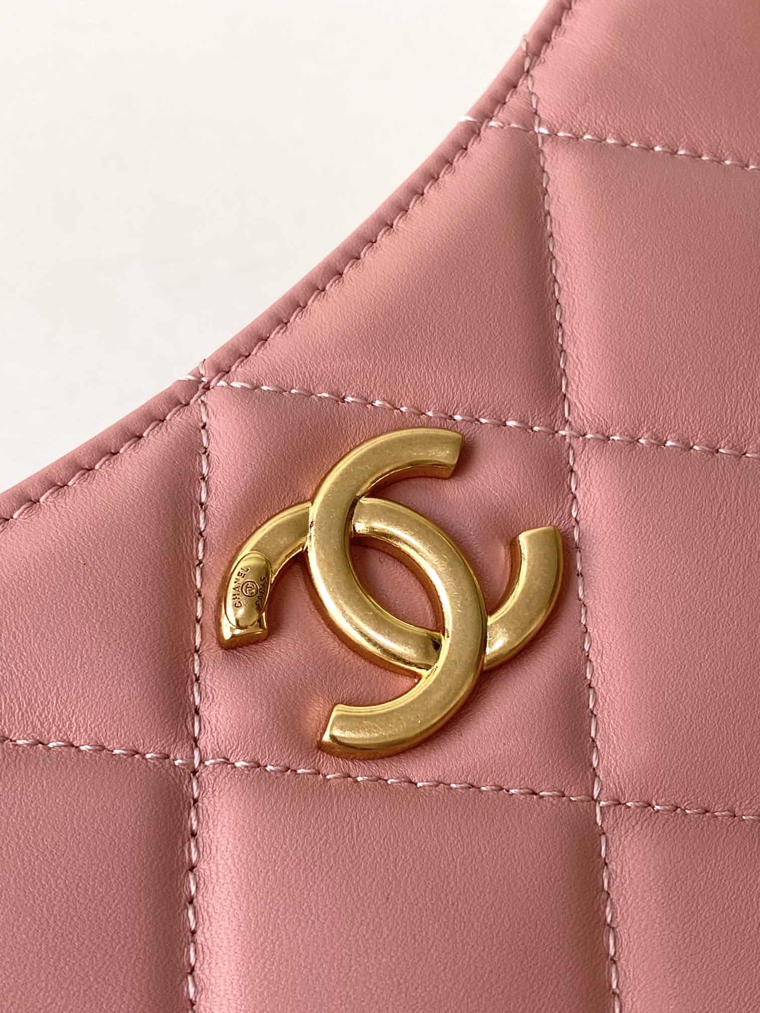 Chanel HOBO HANDBAG AS5177 Lambskin & Gold-Tone Metal Pink A
