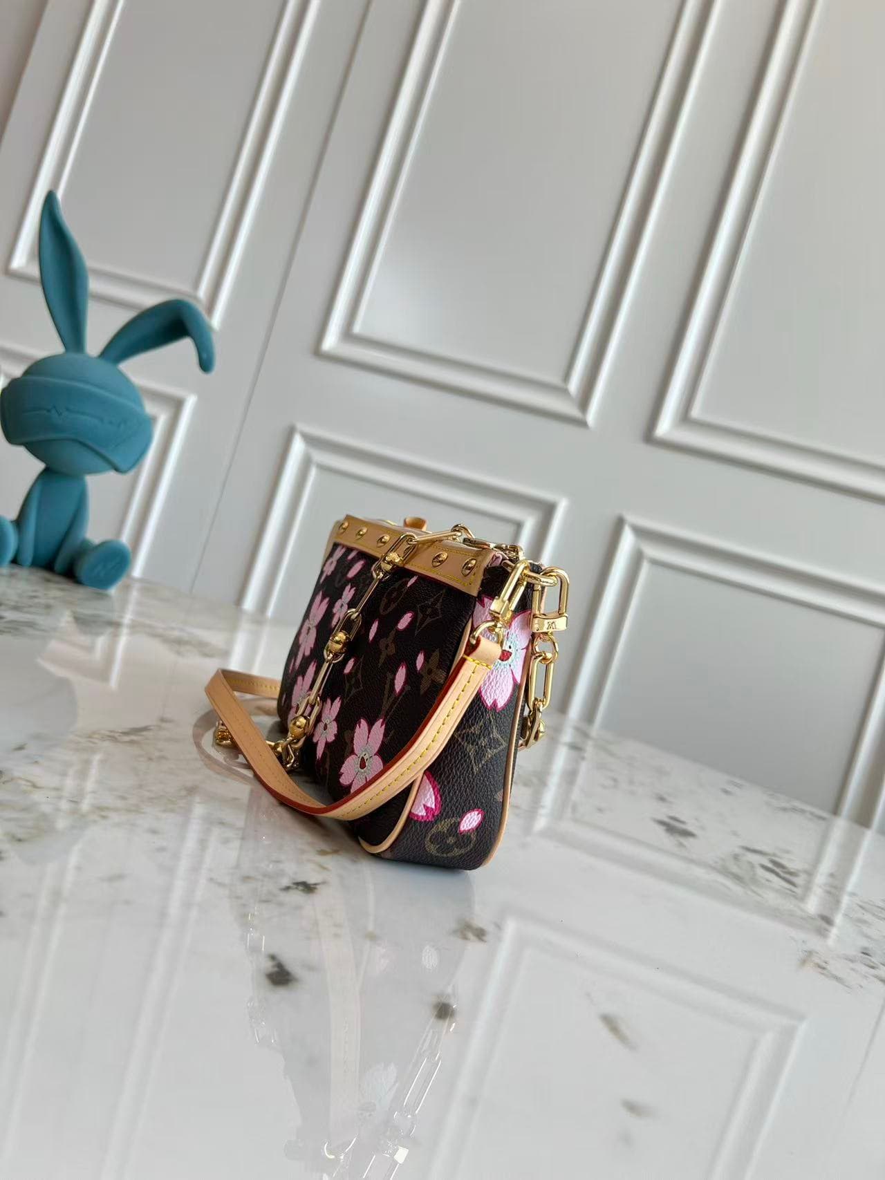 Louis Vuitton x Murakami Pochette Accessoires Monogram coated canvas M13666 High