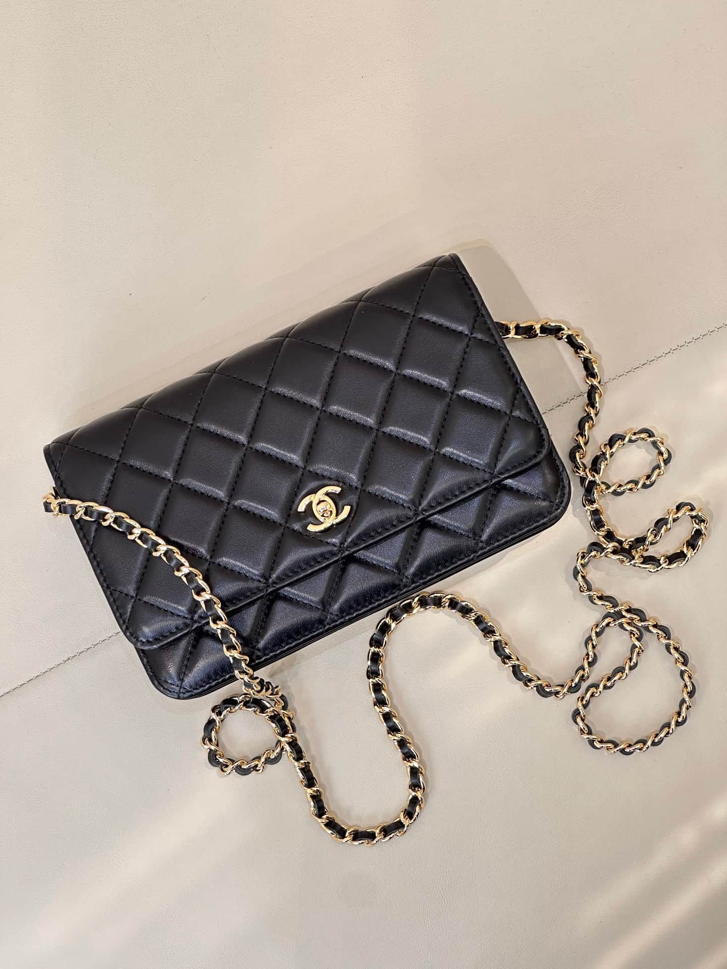 Chanel Classic Wallet on Chain Shiny Lambskin & Gold-Tone Metal AP4241 Black TOP