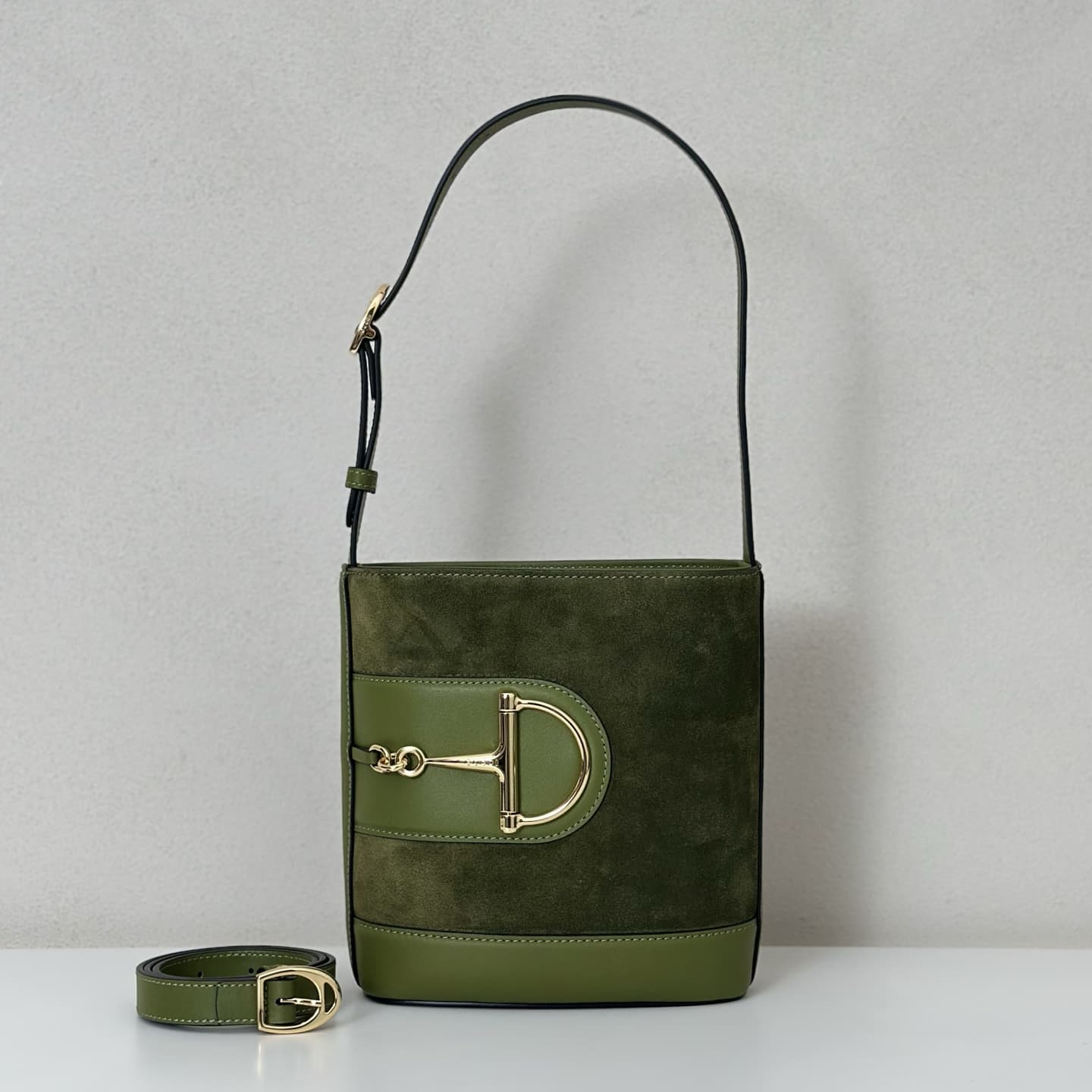 Gucci 73 small bucket bag 833665 High