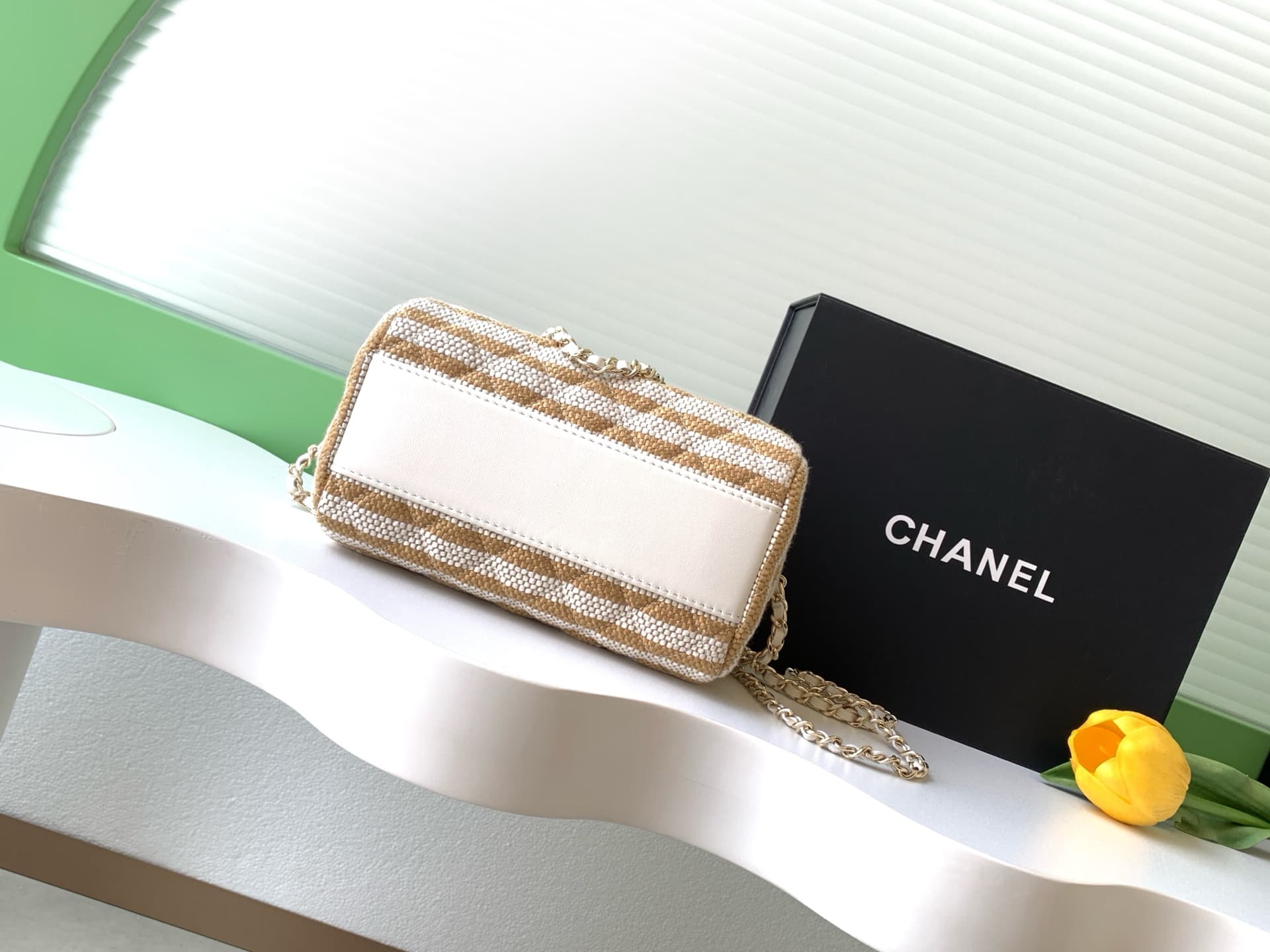 Chanel Clutch with Chain Printed Fabric & Gold-Tone Metal Beige & Light Beige AP4986 A