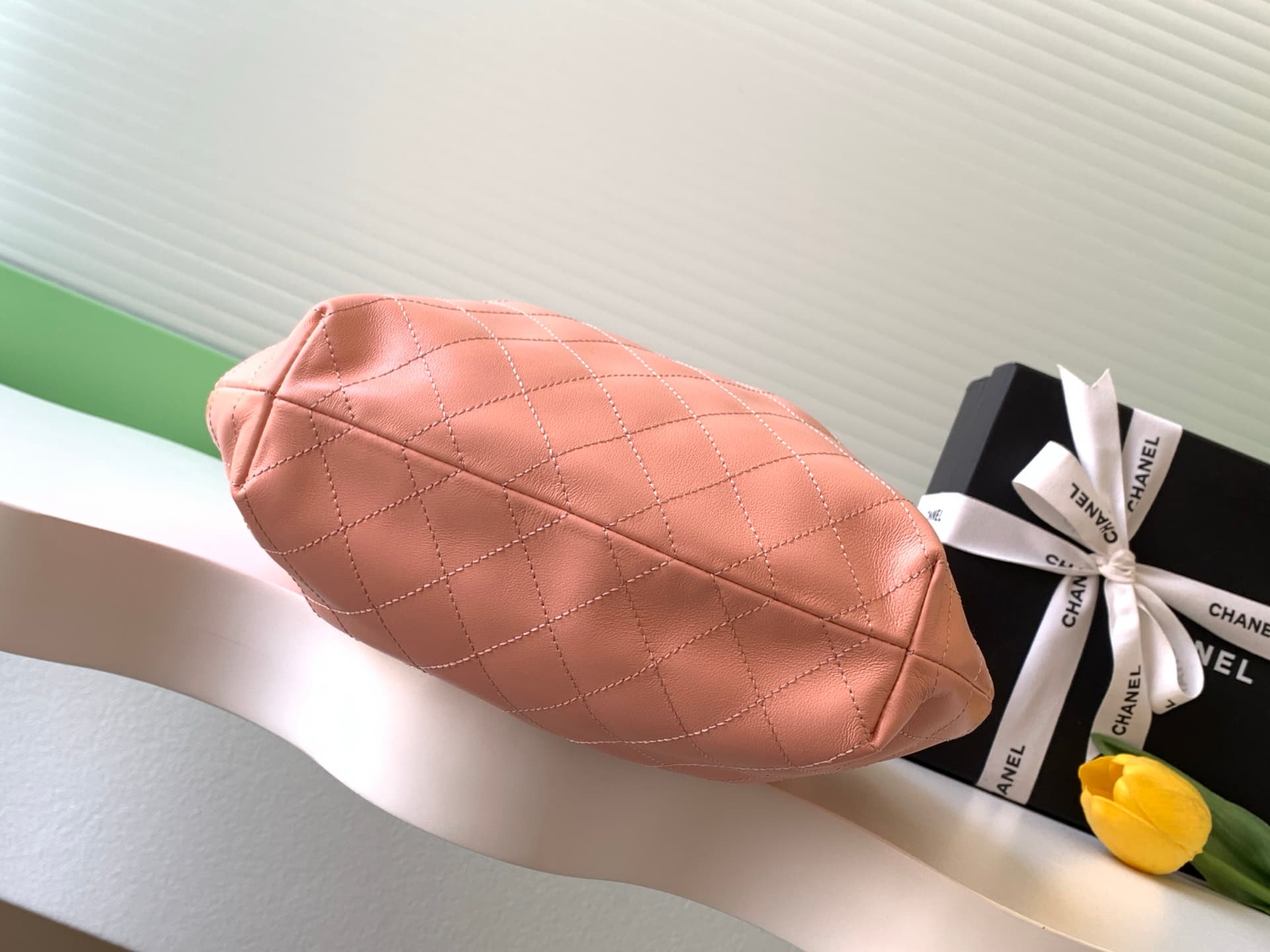 Chanel Medium Hobo Bag Lambskin-Shell Effect Plexi & Gold-Tone Metal Pink AS6010 High