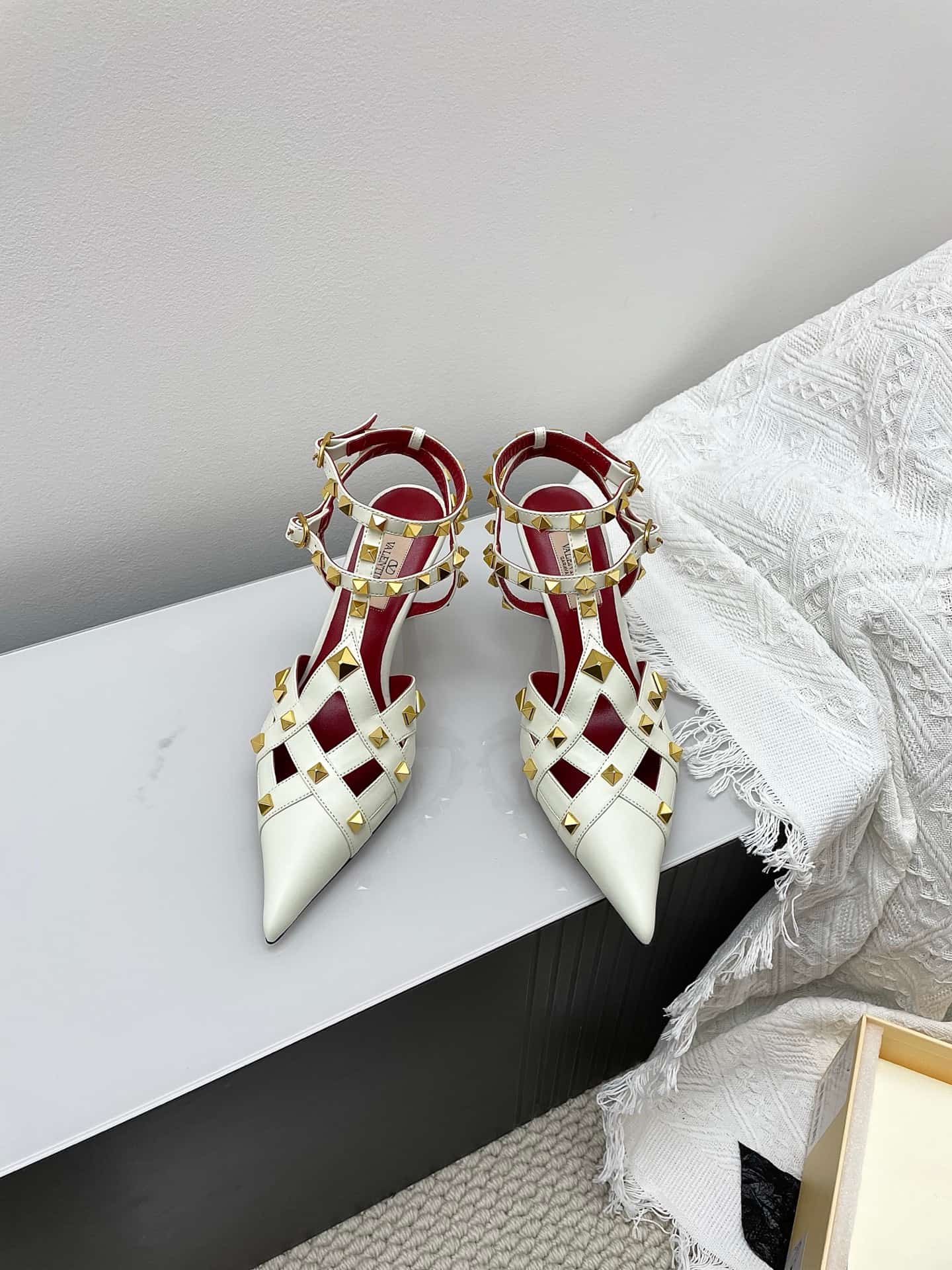 Valentino Garavani Studdy Leather Pump Shoes Women