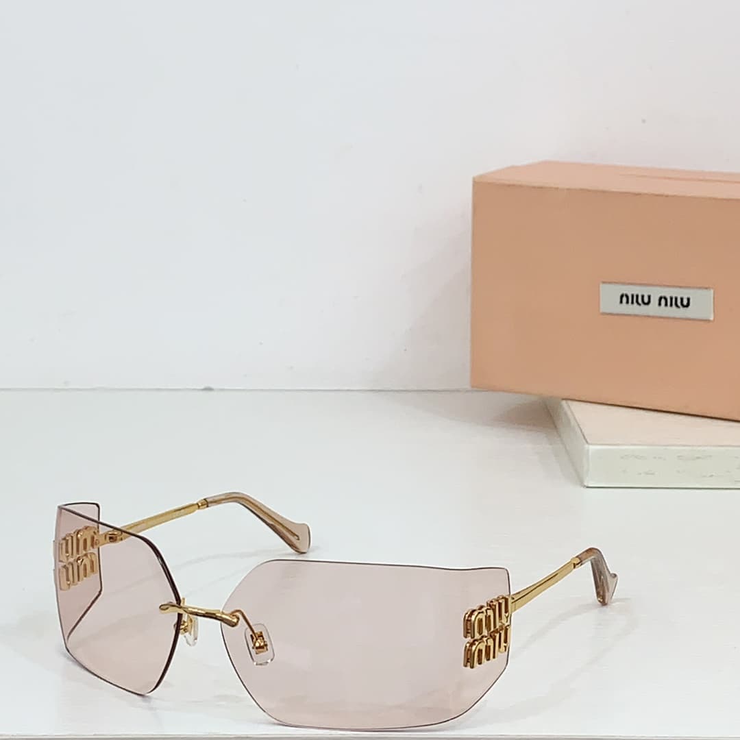 Miu Miu Runway sunglasses