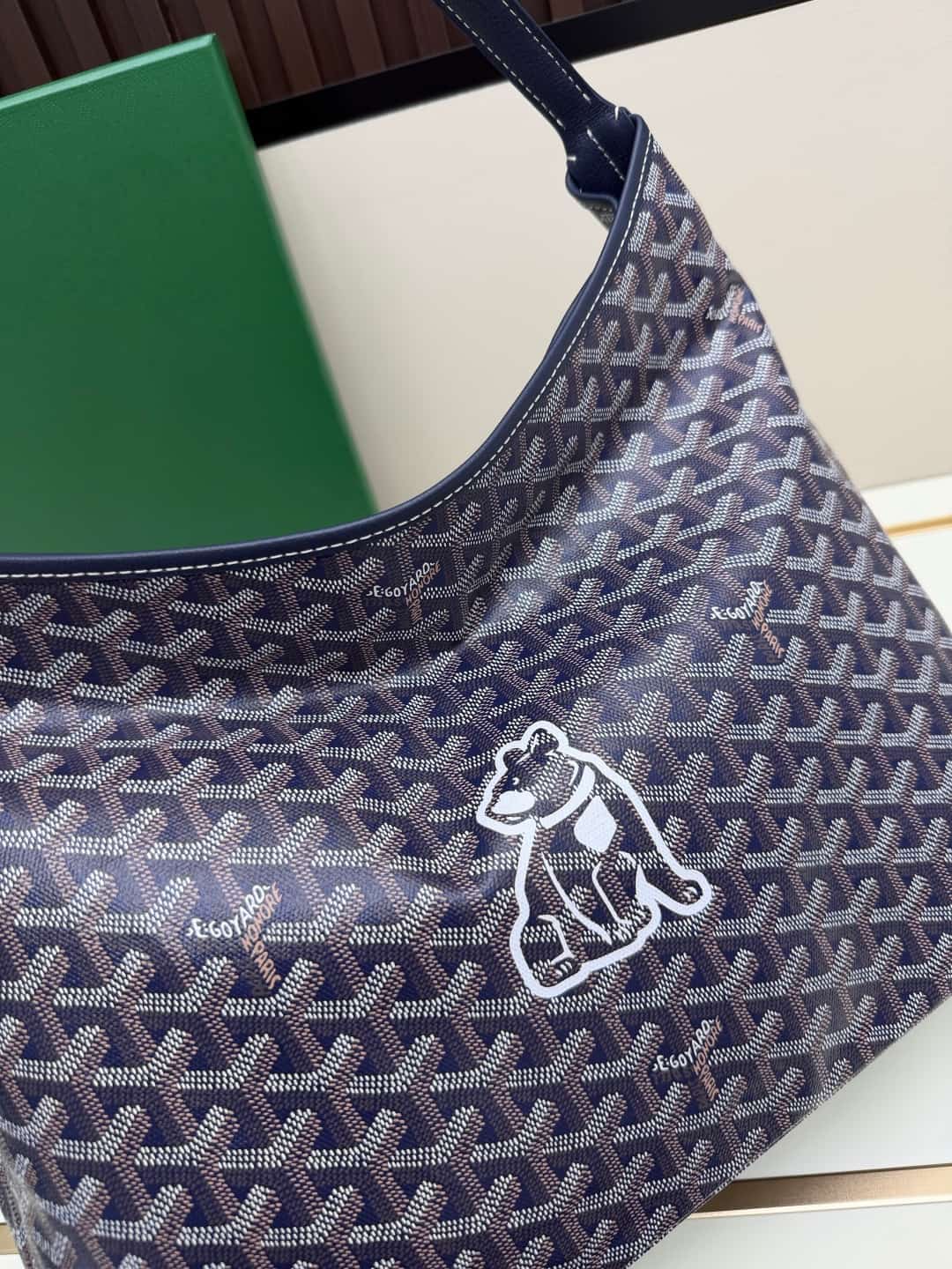 Goyard Bohème Navy Blue Hobo Bag Chevron Canvas and White Painted Mascot High