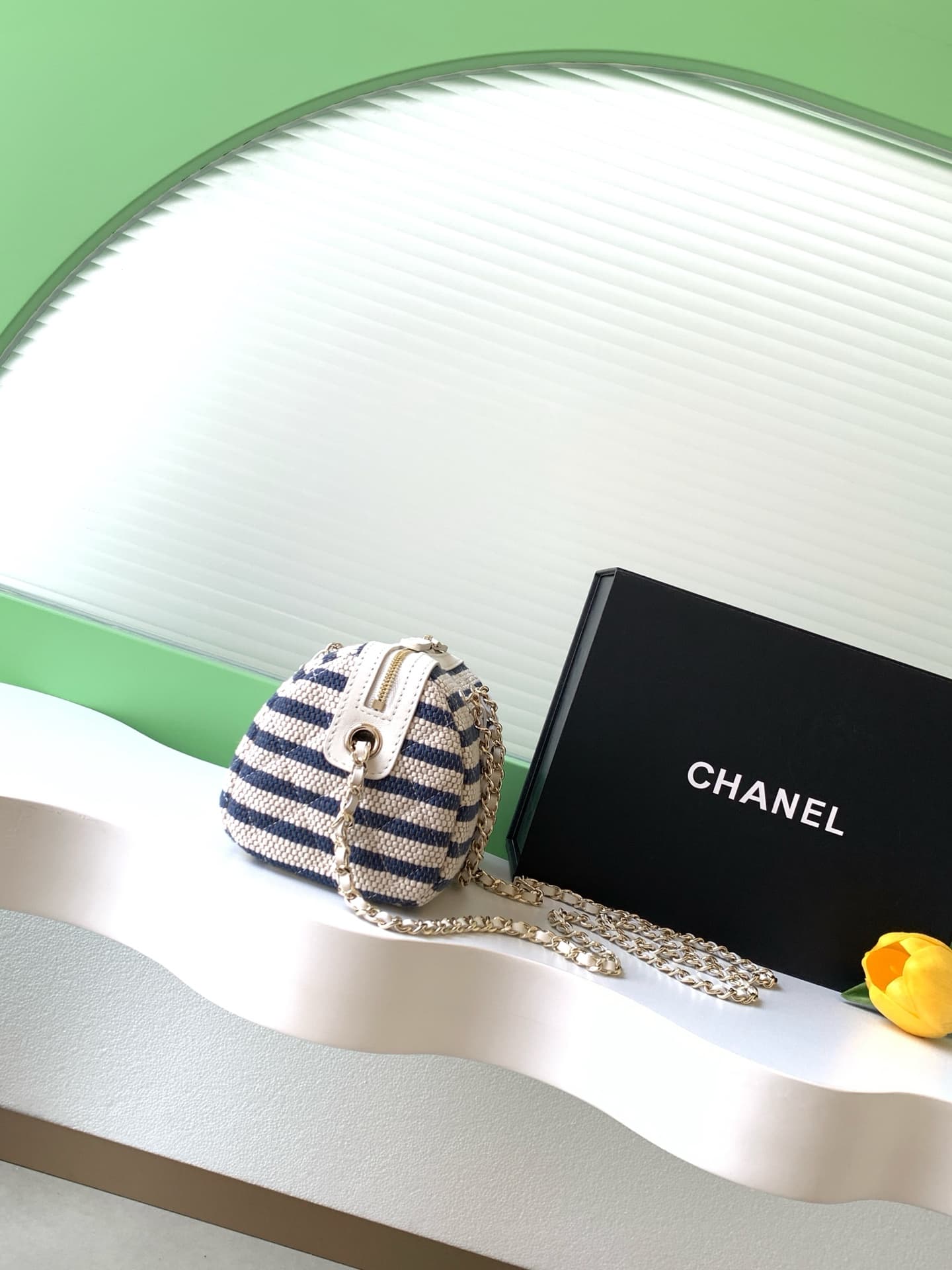 Chanel Clutch with Chain Printed Fabric & Gold-Tone Metal Beige & Light Blue AP4986 A