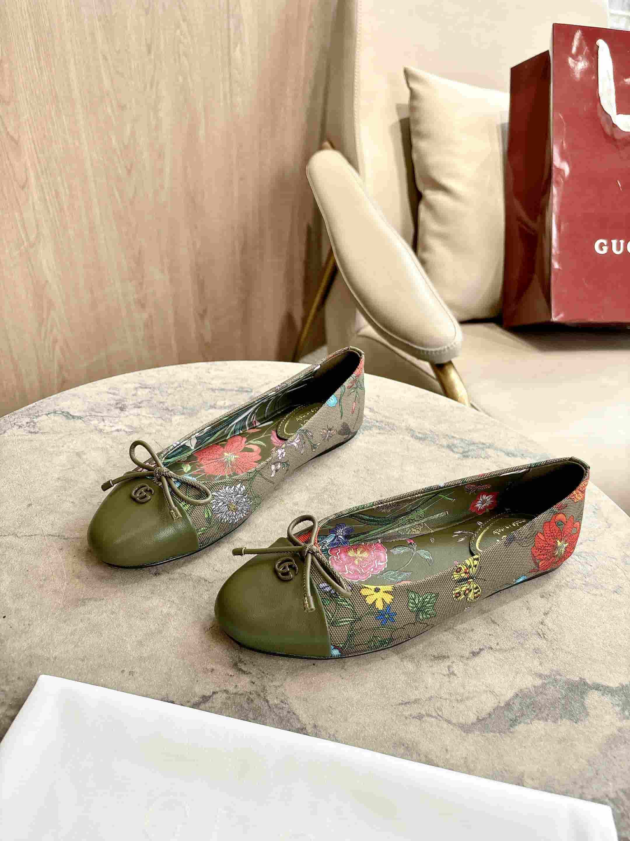 Gucci printed ballet flat Shoes Women