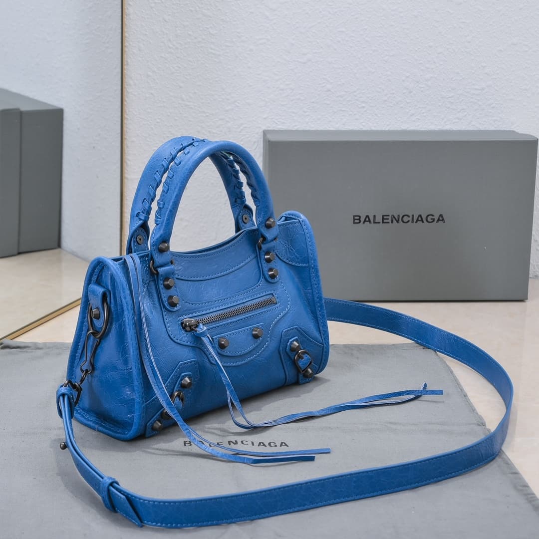 WOMEN'S LE CITY MINI BAG Lambskin & Black Metal High