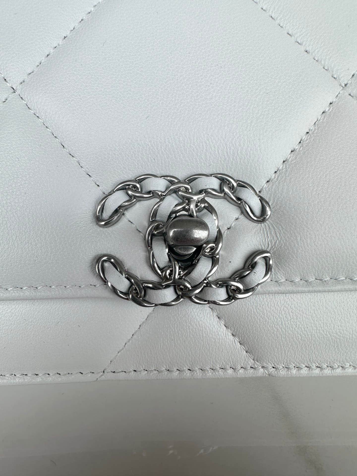 Chanel Wallet on Chain Lambskin Leather & Silver-Tone Metal White AP0957 A