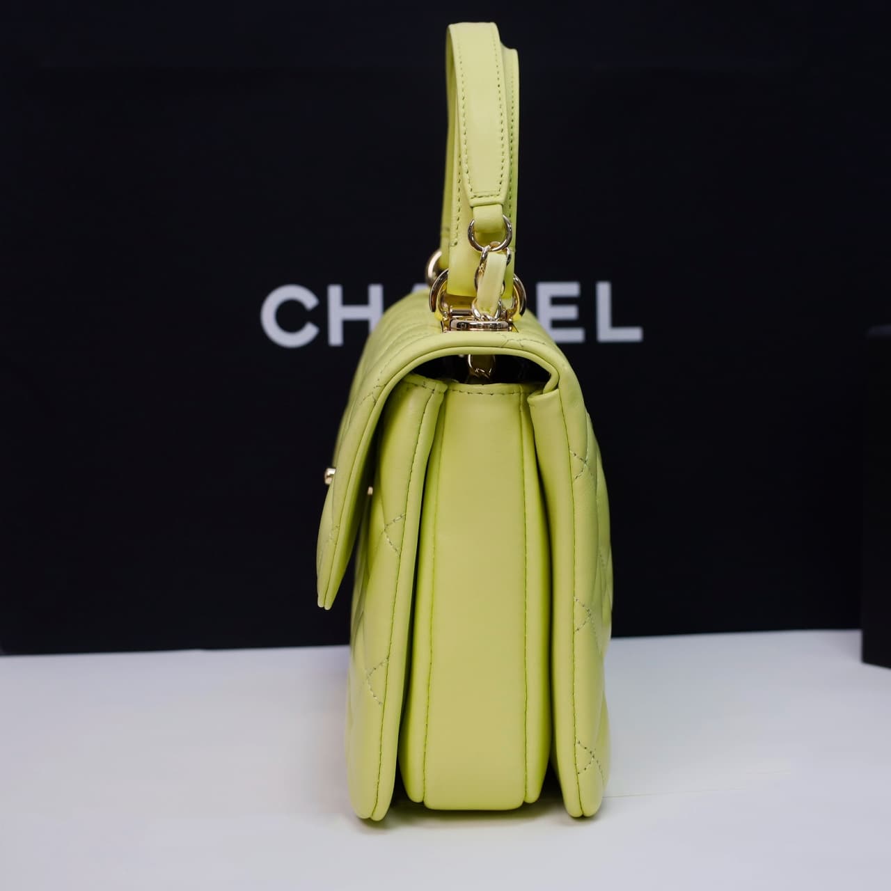 SMALL FLAP BAG WITH TOP HANDLE Lambskin Gold Metal Lemon yellow A