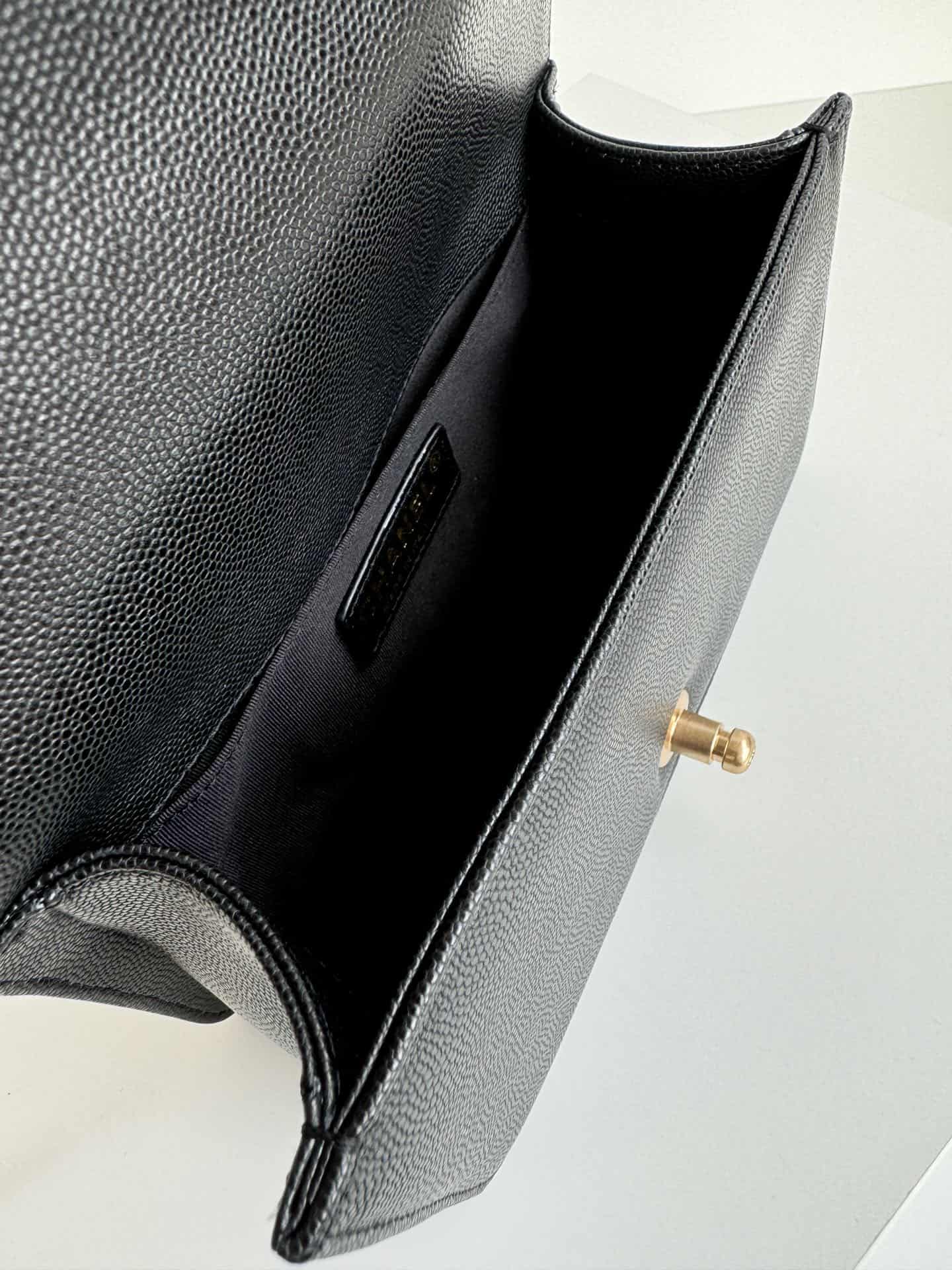 SMALL BOY Chanel HANDBAG Grained Calfskin Black Matt-Gold Metal High