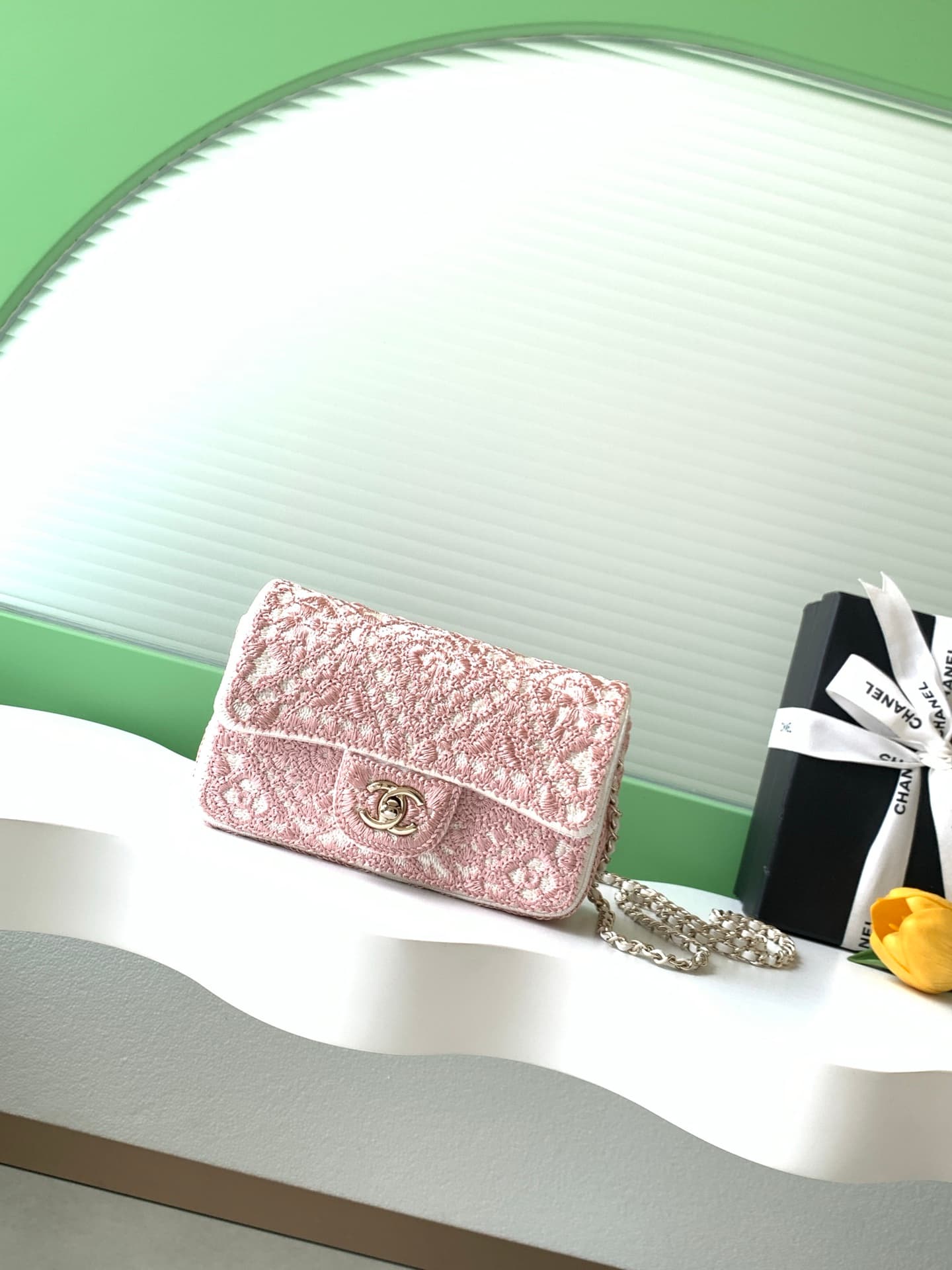 Chanel Small Flap Bag & Gold-Tone Metal Pink AS4561 A
