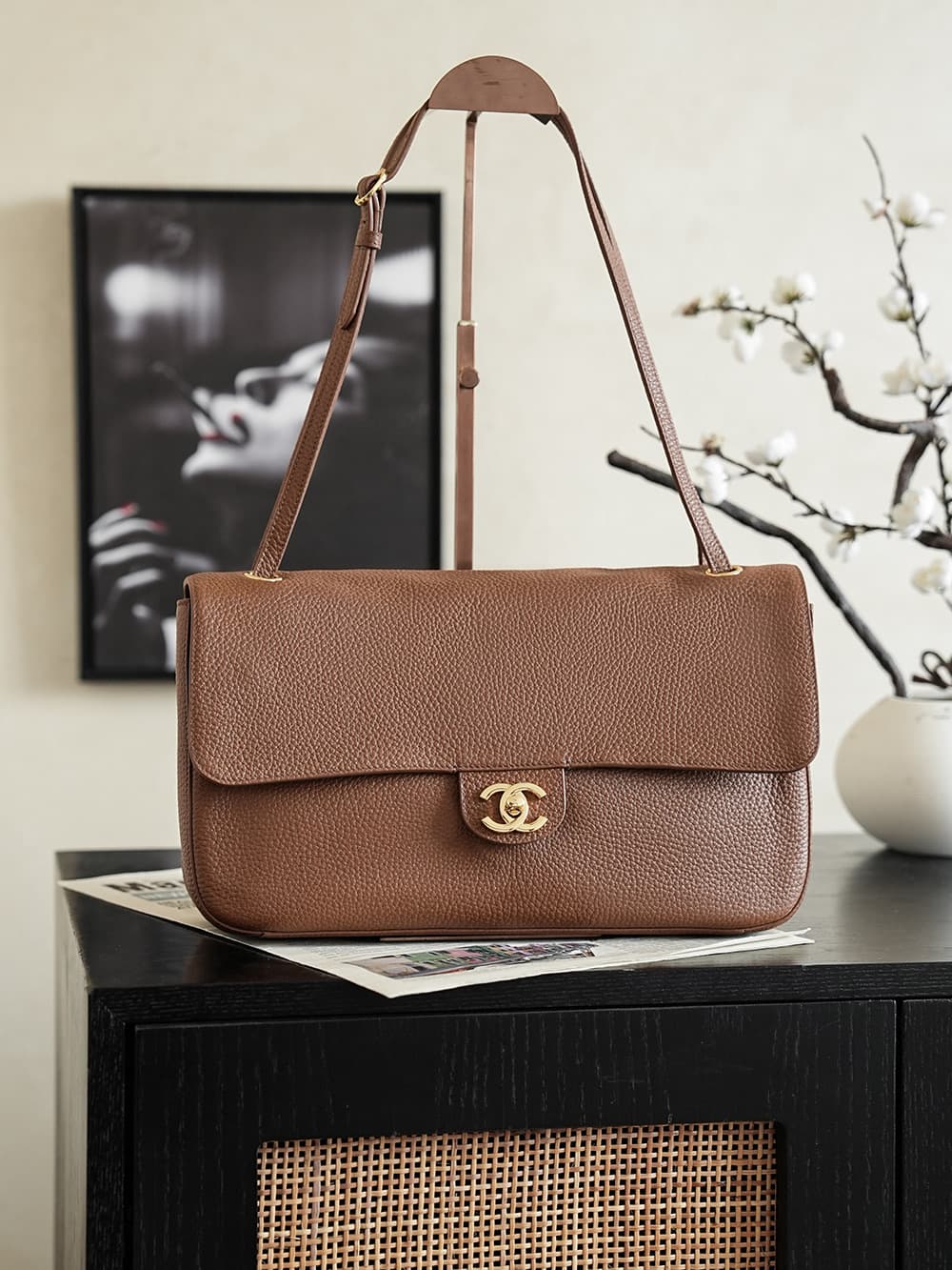 Chanel Maxi Flapbag Grained Calfskin & Gold-Tone Metal Caramel AS6231 A