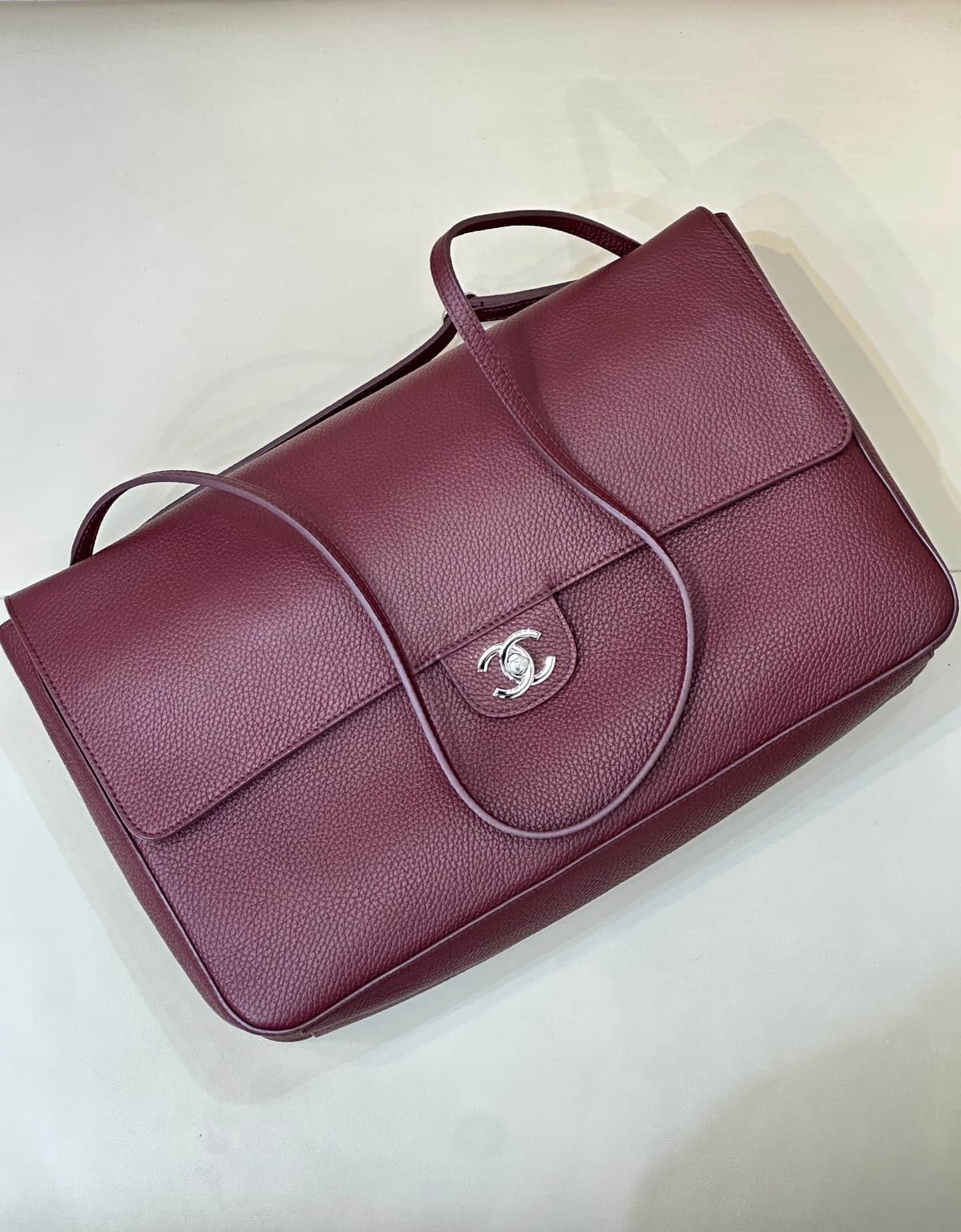 Chanel Maxi Flapbag Grained Calfskin & Silver Metal Claret AS6233 TOP