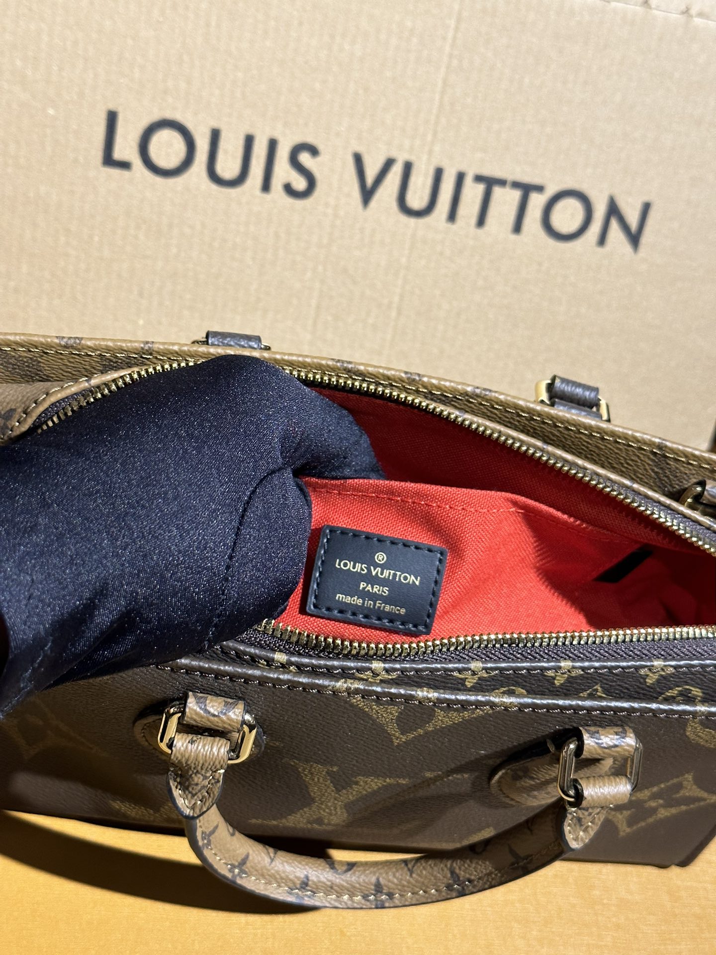 Louis Vuitton OnTheGo East West Chain Monogram coated canvas M14236 High