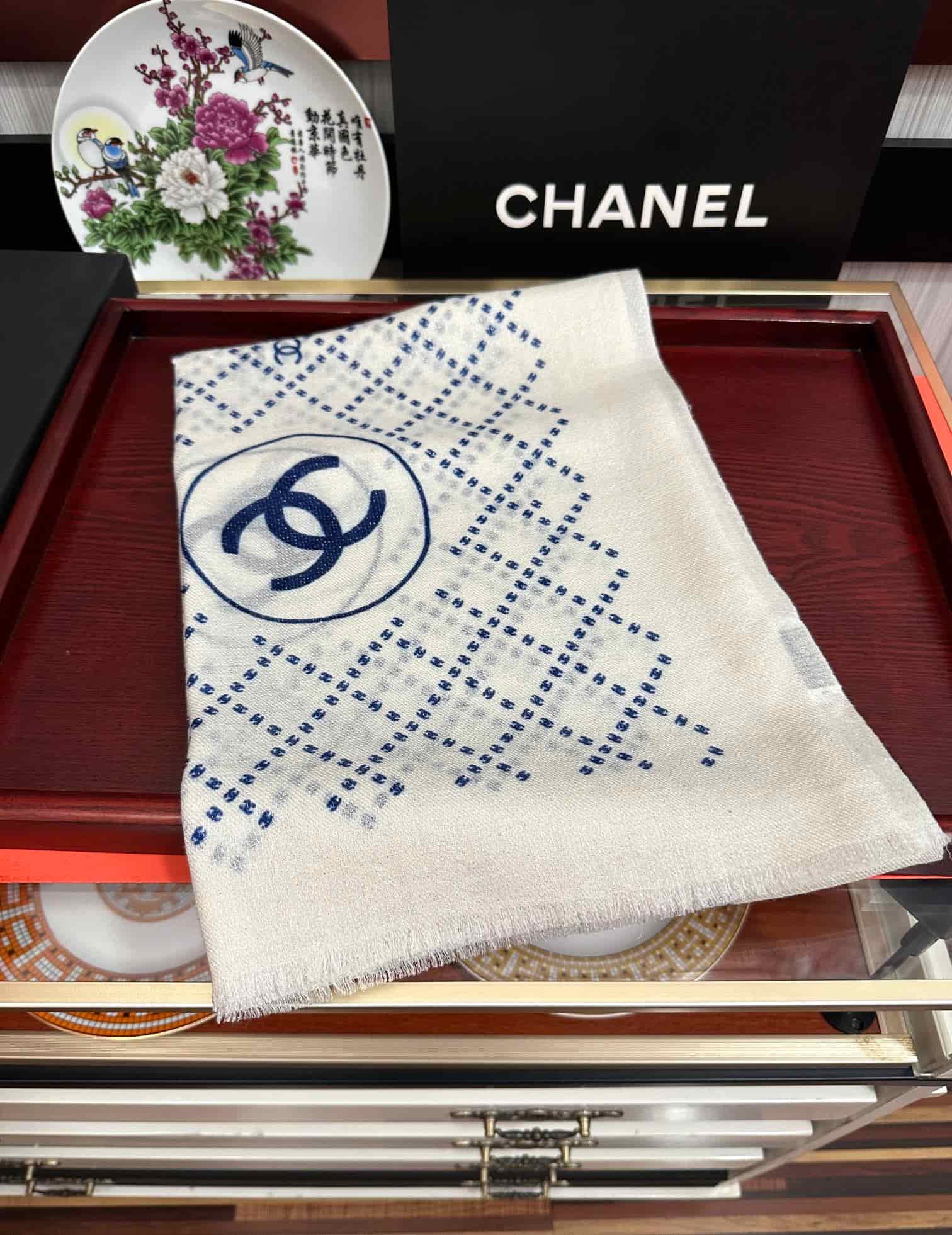Chanel interlocking CC logo cashmere silk stole scarf
