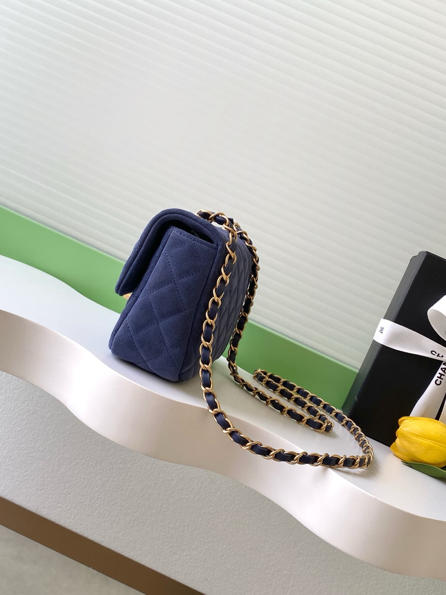Chanel Classic Flap bag in Navy Blue Suede & Gold-Tone Metal AS5989 A