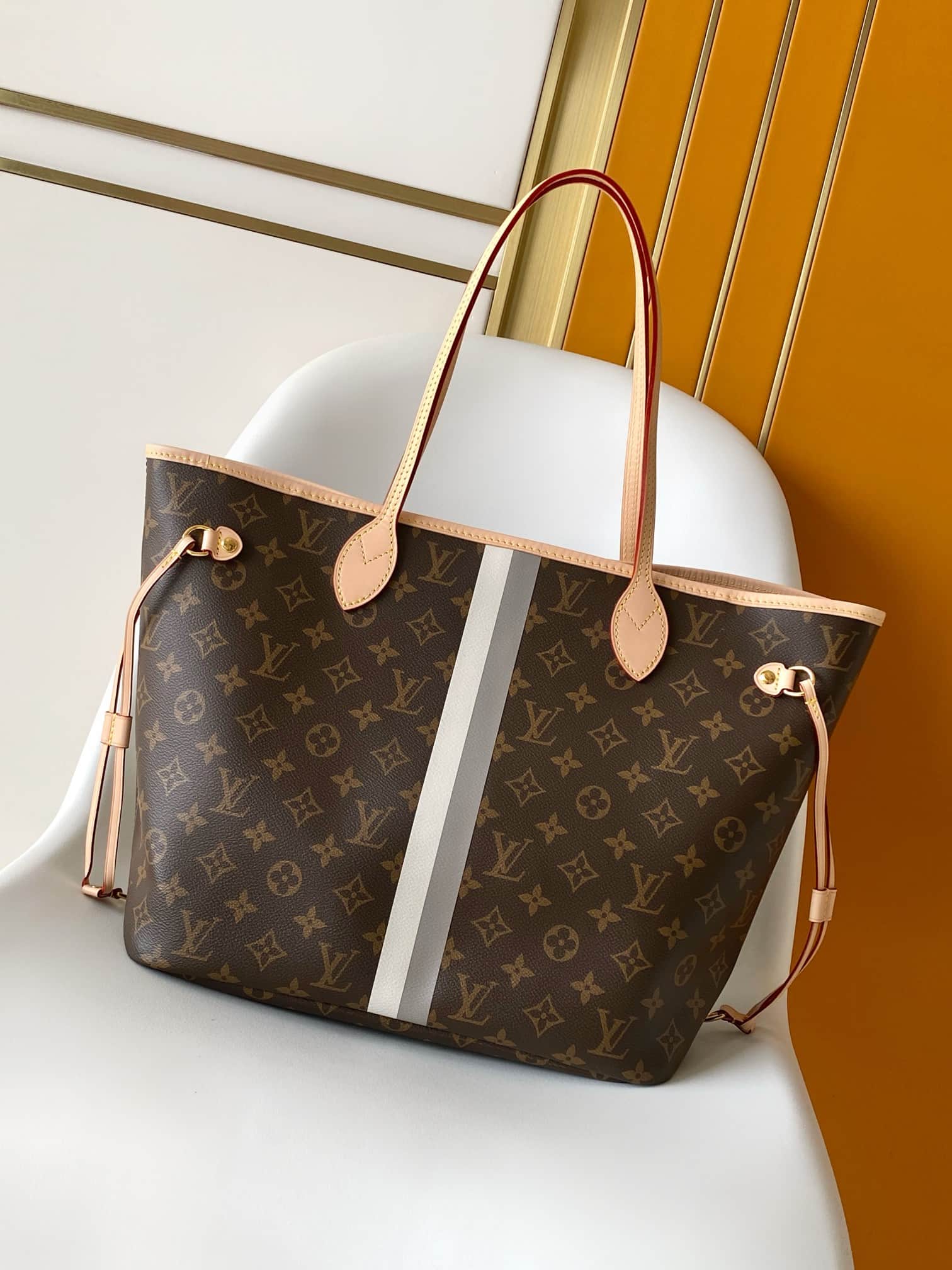 Louis Vuitton Neverfull MM Mon Monogram Beige canvas P01926 High