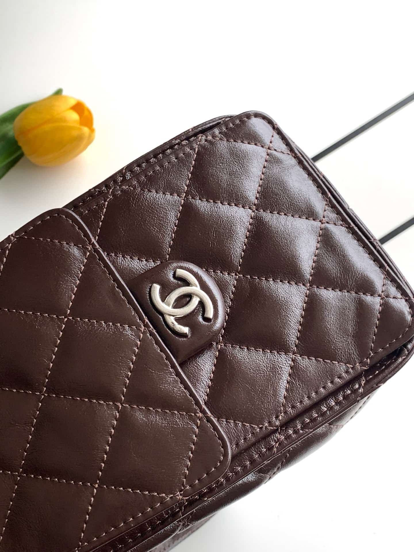 Chanel 25 Small Hobo handbag AS5293 Shiny calfskin&Silver-tone metal Drak Brown A
