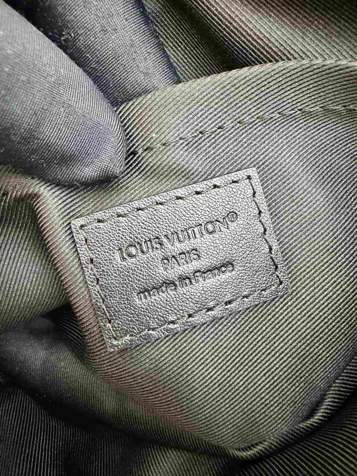 Louis Vuitton Trocadéro Wearable Wallet Monogram Eclipse coated canvas M14253 TOP