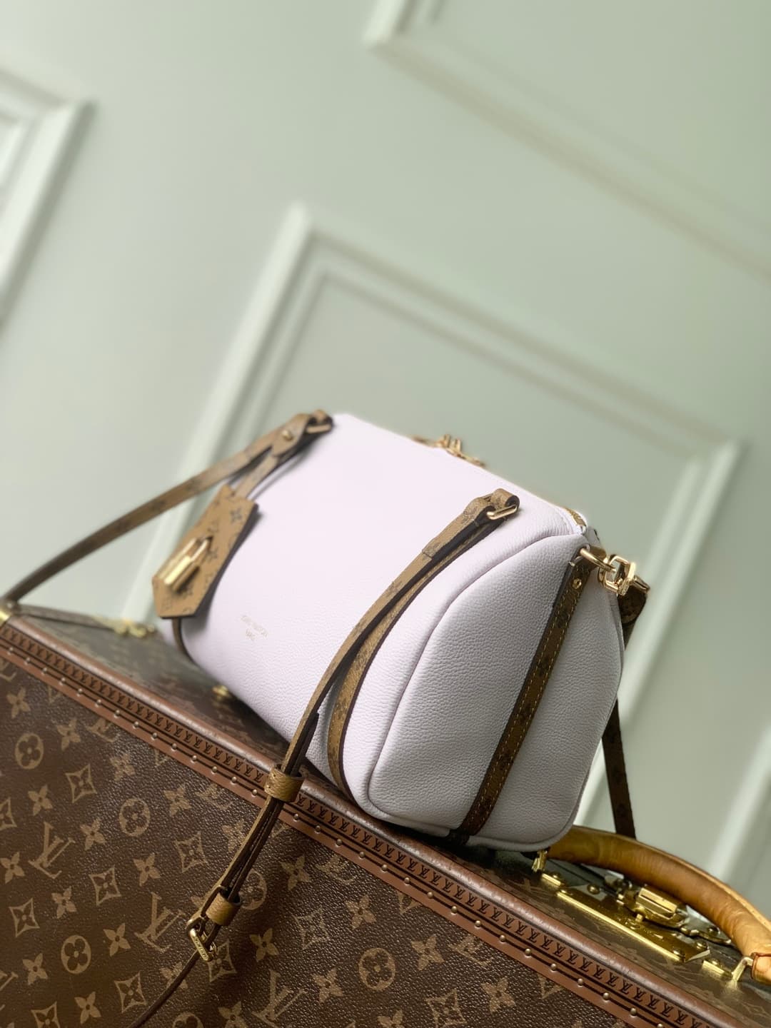Louis Vuitton Express PM handbag in lilac calfskin leather M27275 high