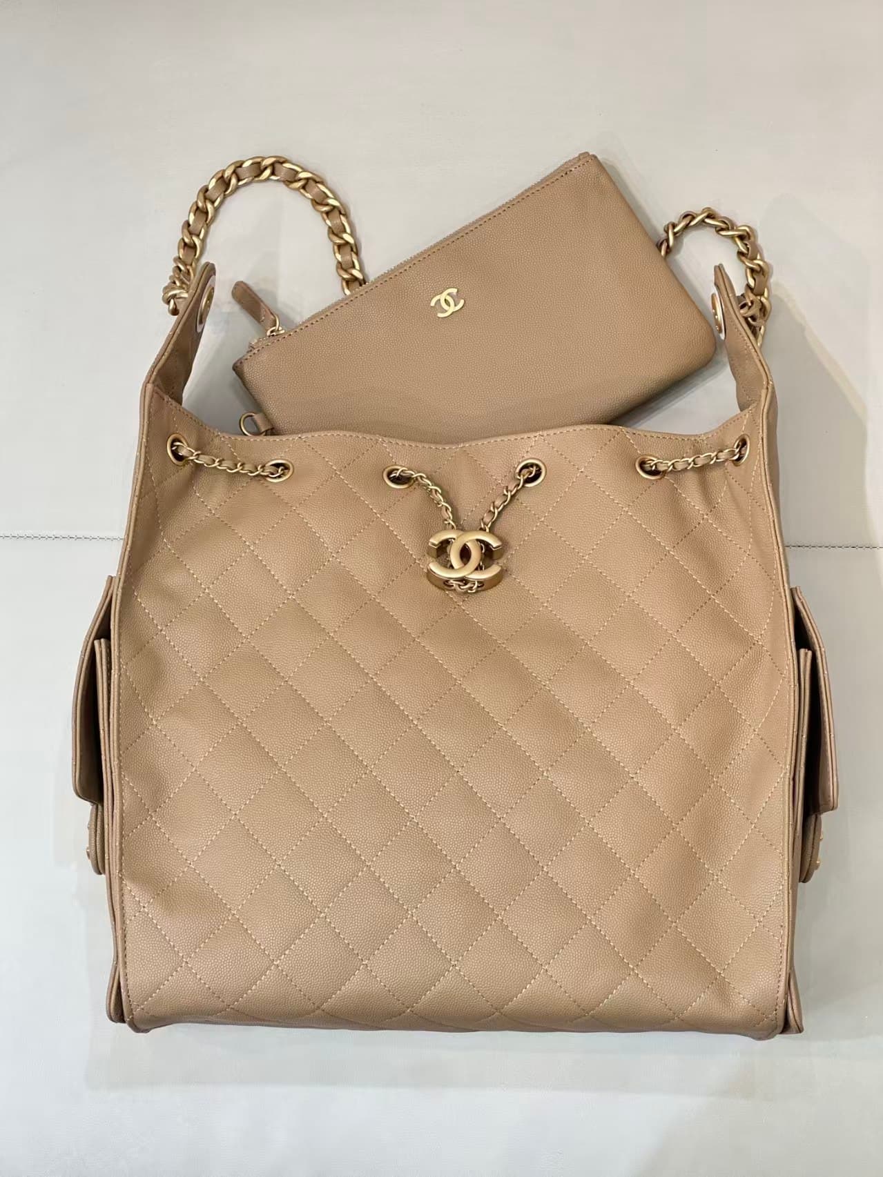 Chanel 25 Medium Hobo handbag AS5311 Grained Calfskin & Gold-tone Metal TOP