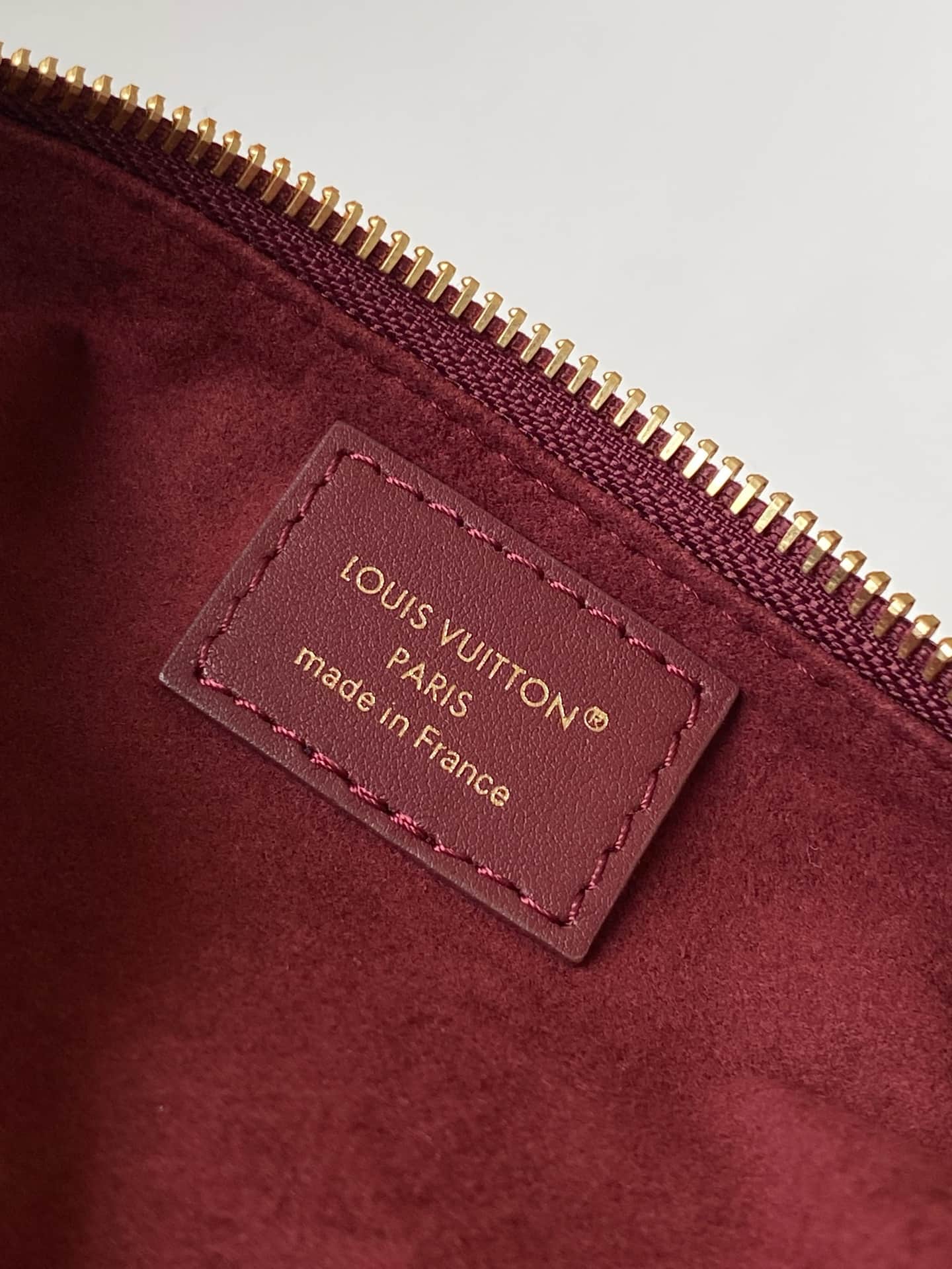 Louis Vuitton Pochette LV BLoom Grenat Red Calfskin leather M25650 High
