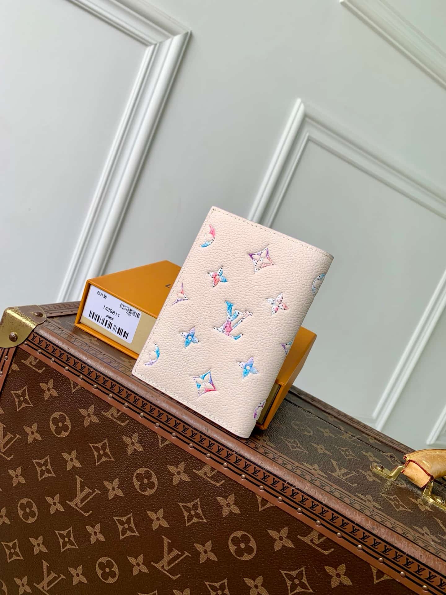 Louis Vuitton Passport Cover Monogram Empreinte Link Quartz Cowhide leather M29811 High