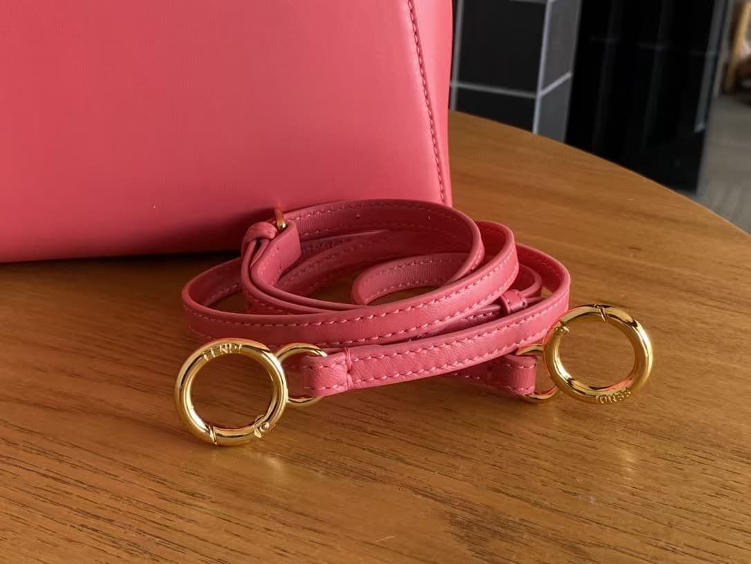 PEEKABOO ICONIC MINI leather bag Lambskin Rose Red High