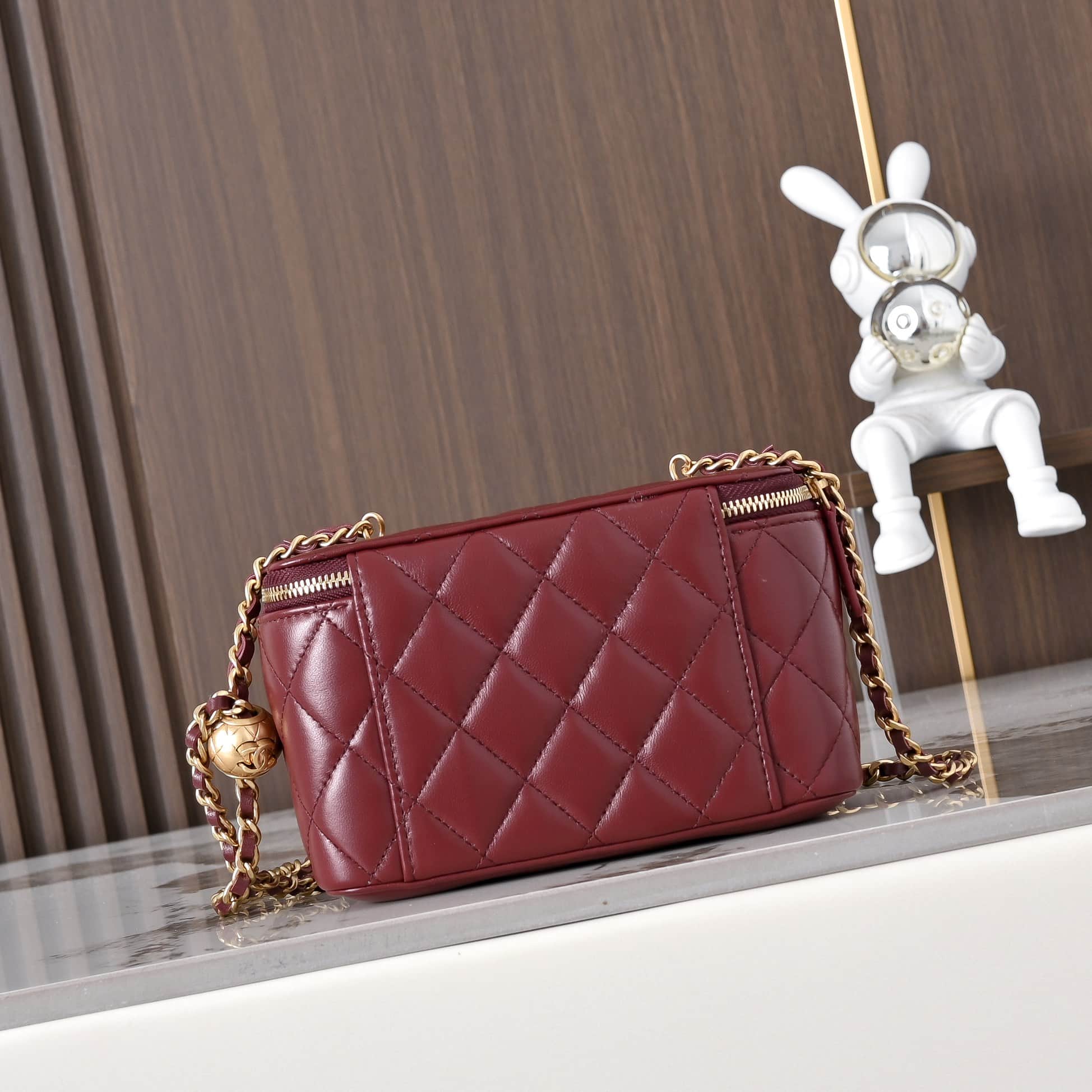 Chanel Vanity with Chain AP2303 Lambskin Gold Metal Burgundy High