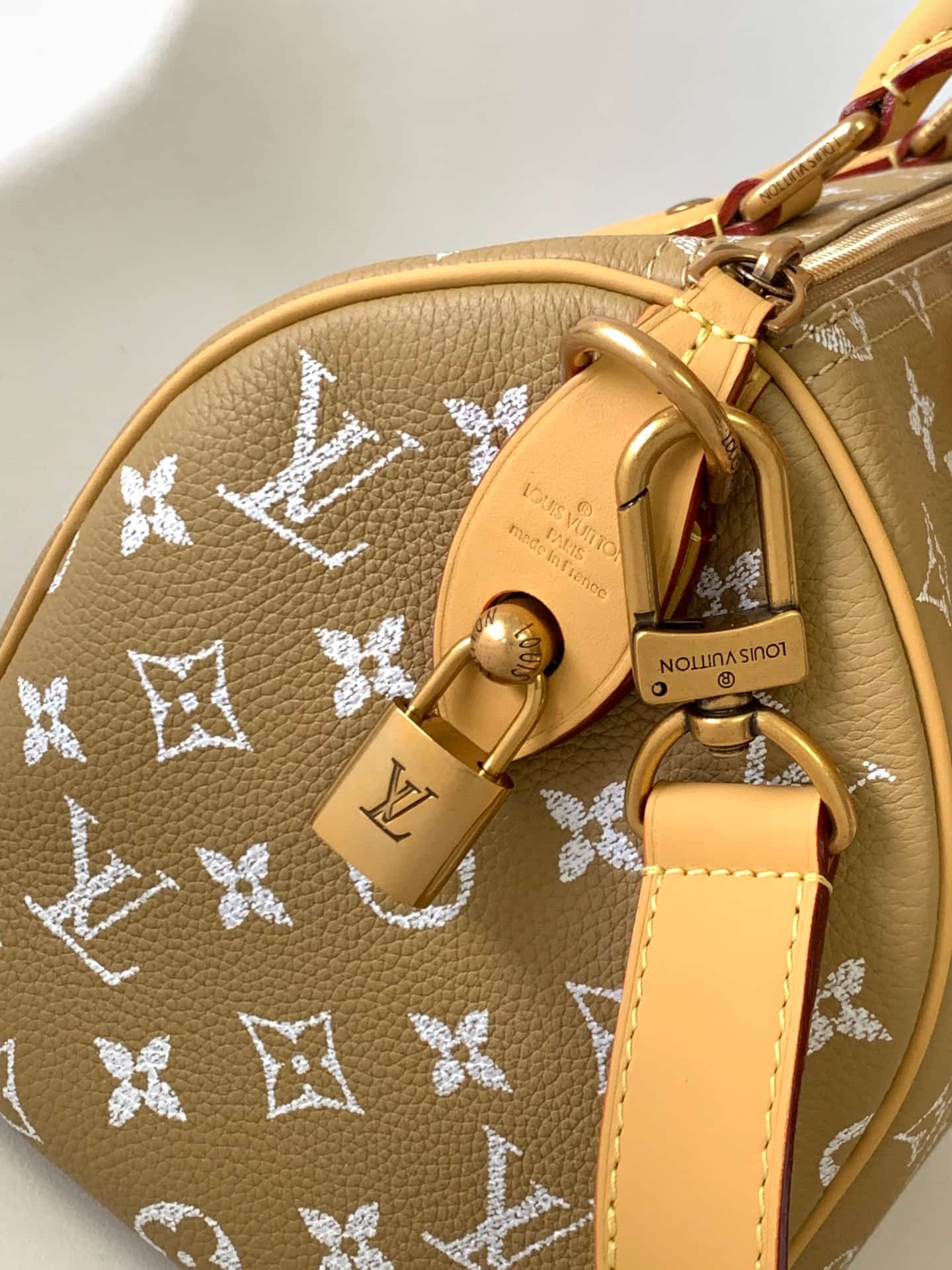 Louis Vuitton Speedy P9 Bandoulière 25 Gold Kinsugi Calf leather M26305 High