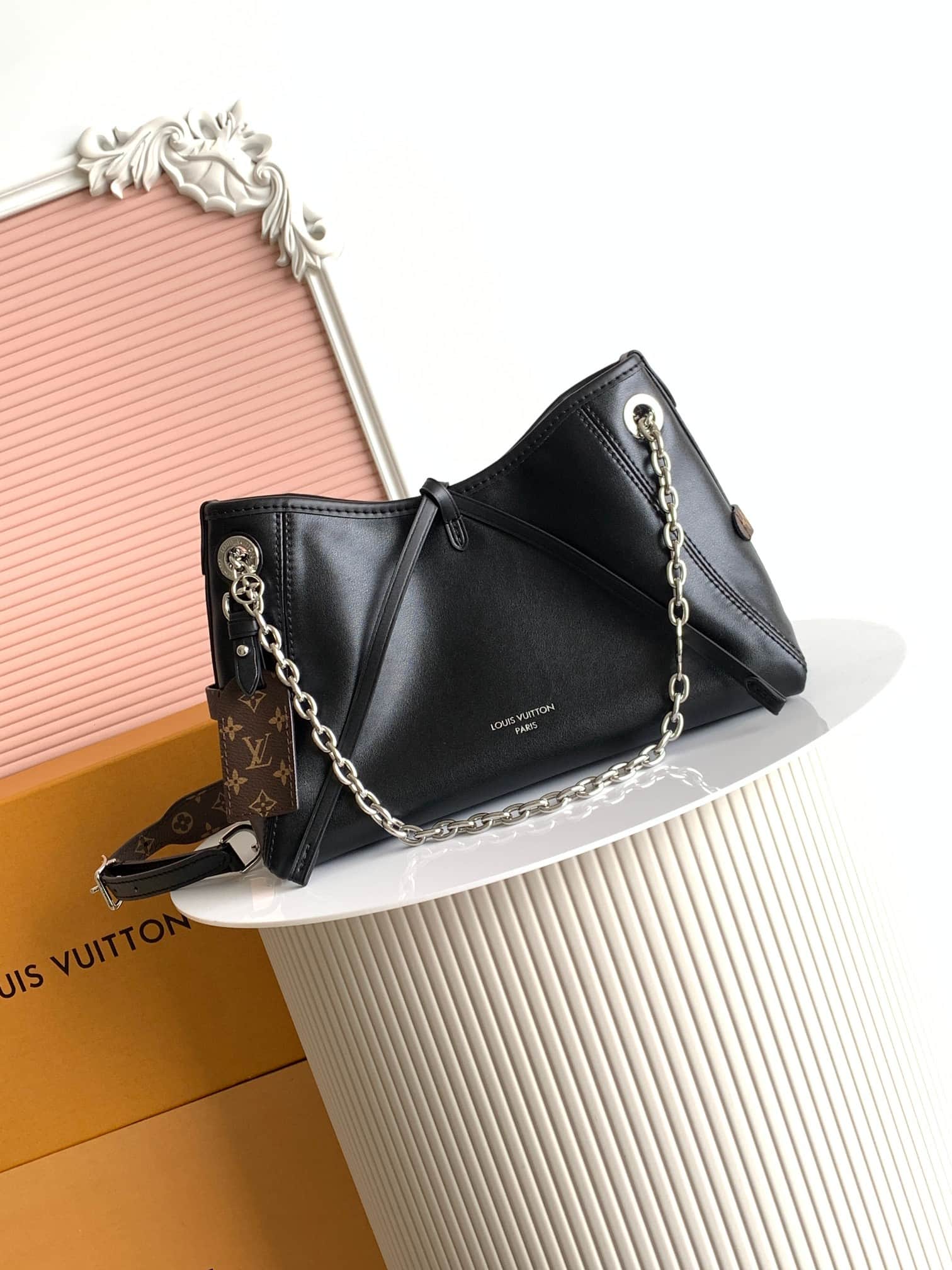 Louis Vuitton CarryAll Vibe BB Lambskin M12888 Black High