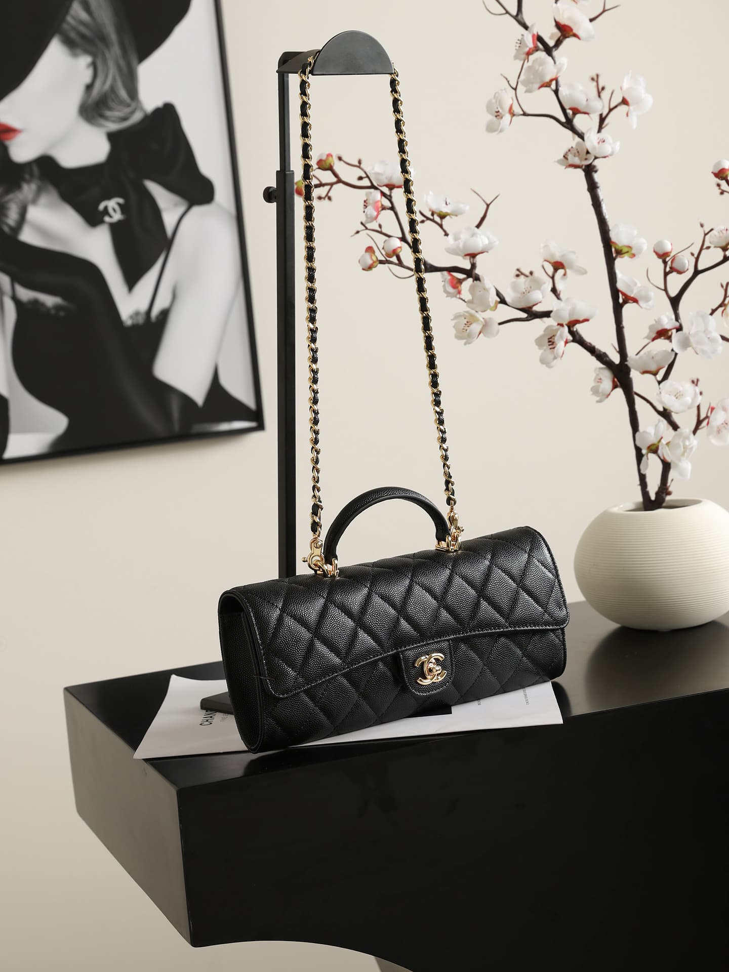 Chanel Clutch with chain Grained Calfskin & Gold-Tone Metal Black AP5280 A