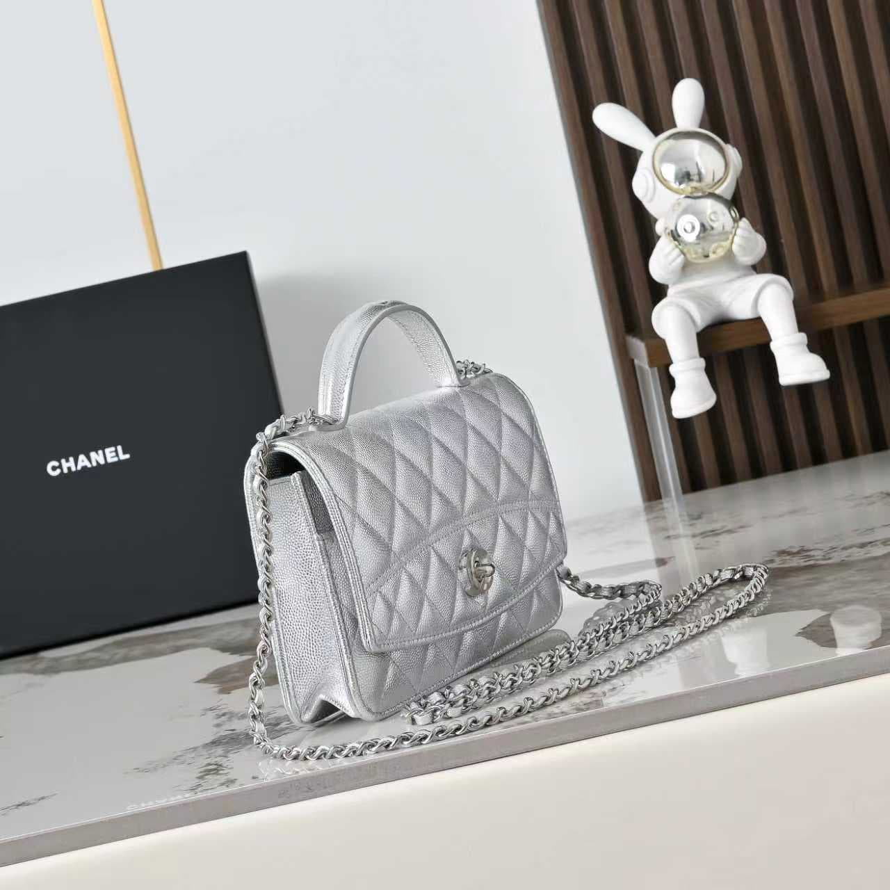 Chanel Wallet on Chain Grained Calfskin & Gold-Tone Metal Silver AP4401 A